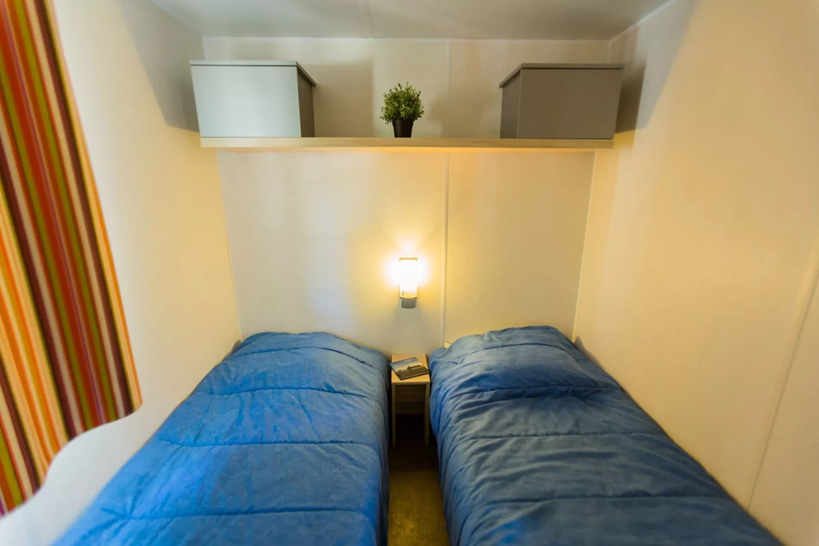 La Llosa Mobile Home- Costa Dorada-Bedroom