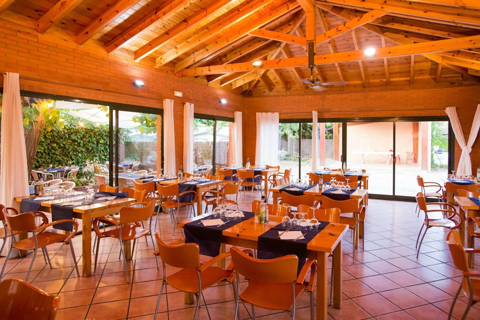 La Llosa Mobile Home- Costa Dorada-Park facilities