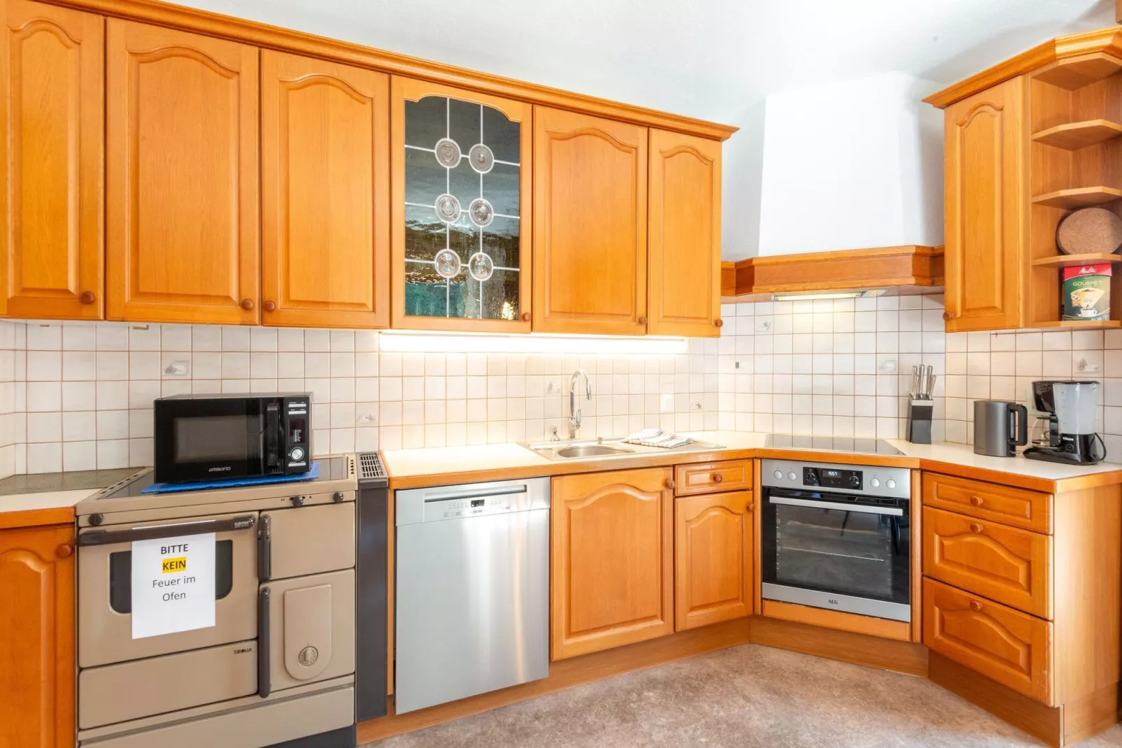 Hof Achenrainer-Kitchen