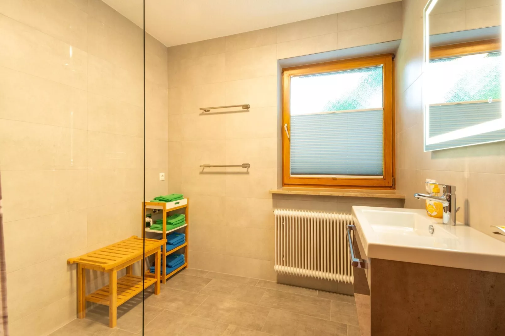 Hof Achenrainer-Bathroom