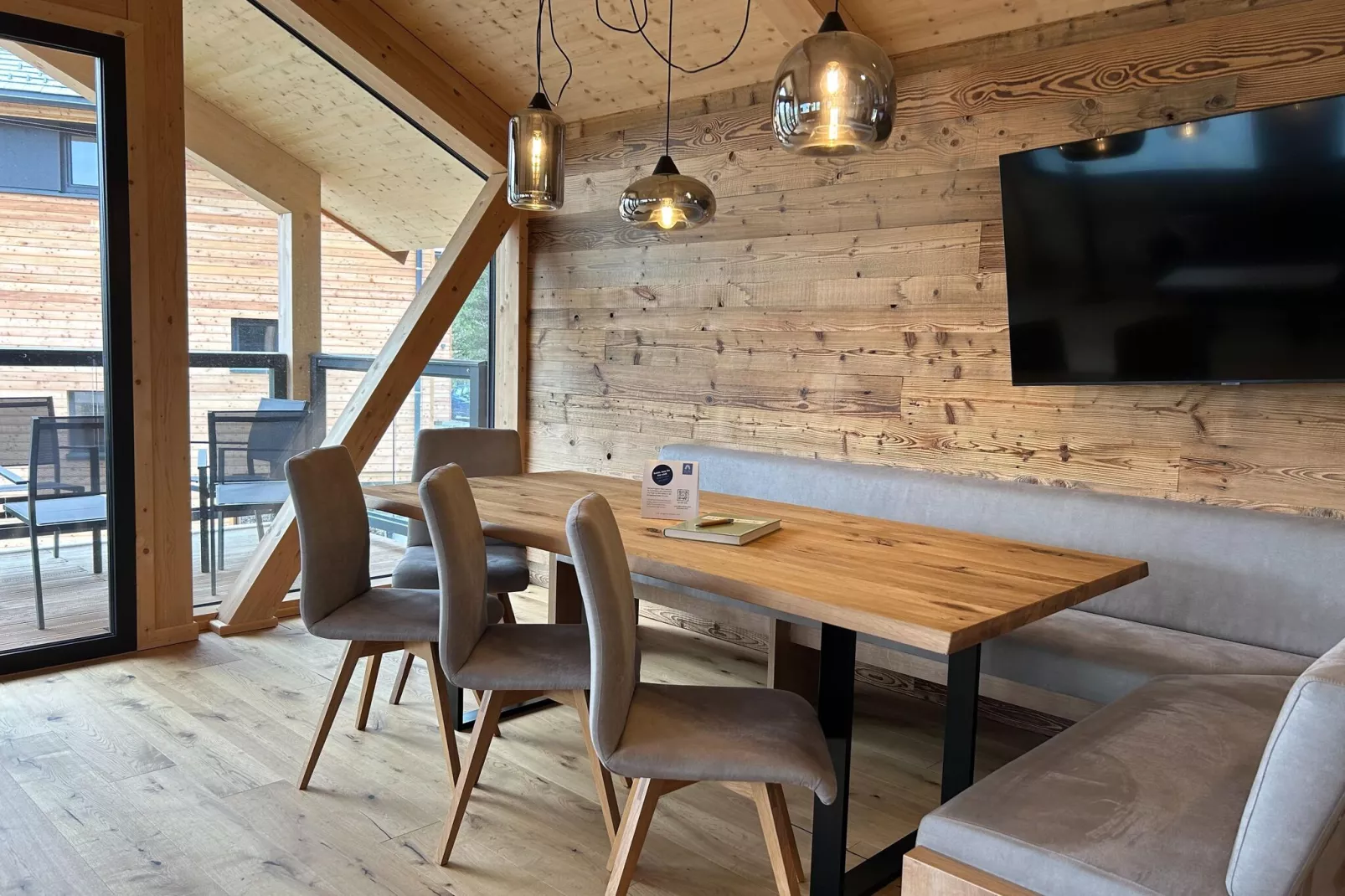 Naturchalets Turracher Höhe 5-Dining room