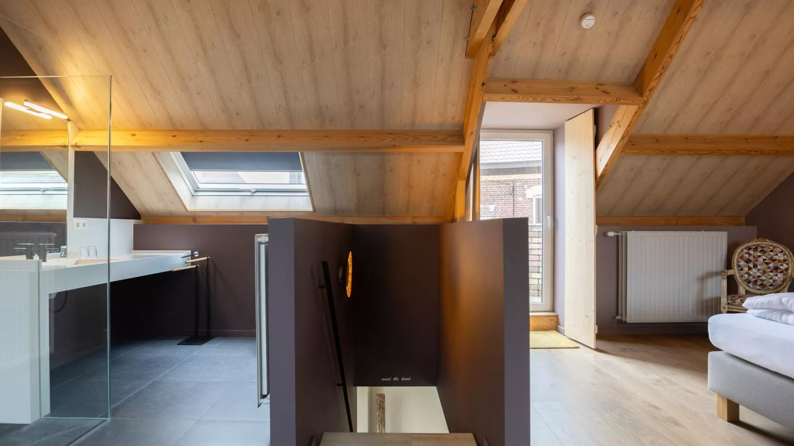 T Bakhuys-Bathroom