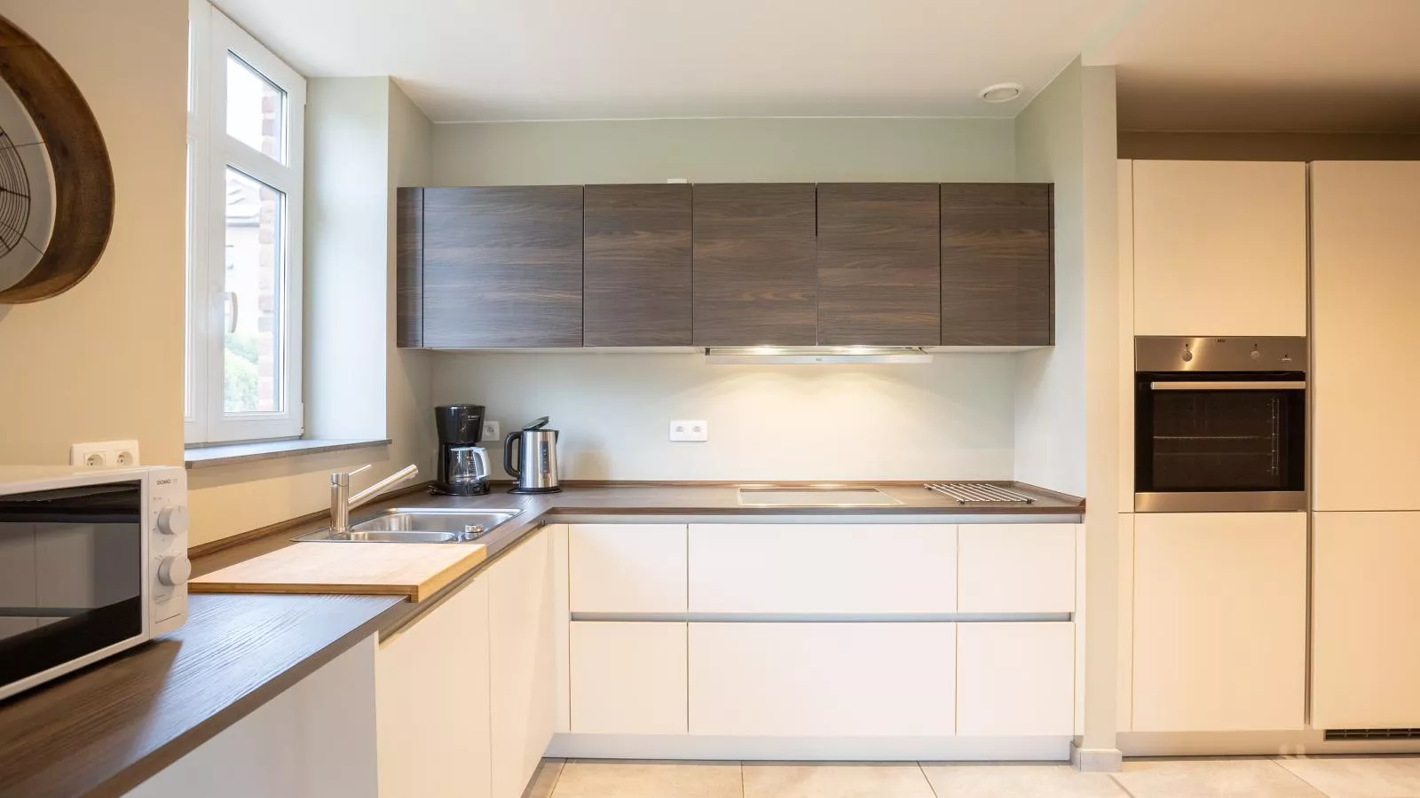 T Bakhuys-Kitchen