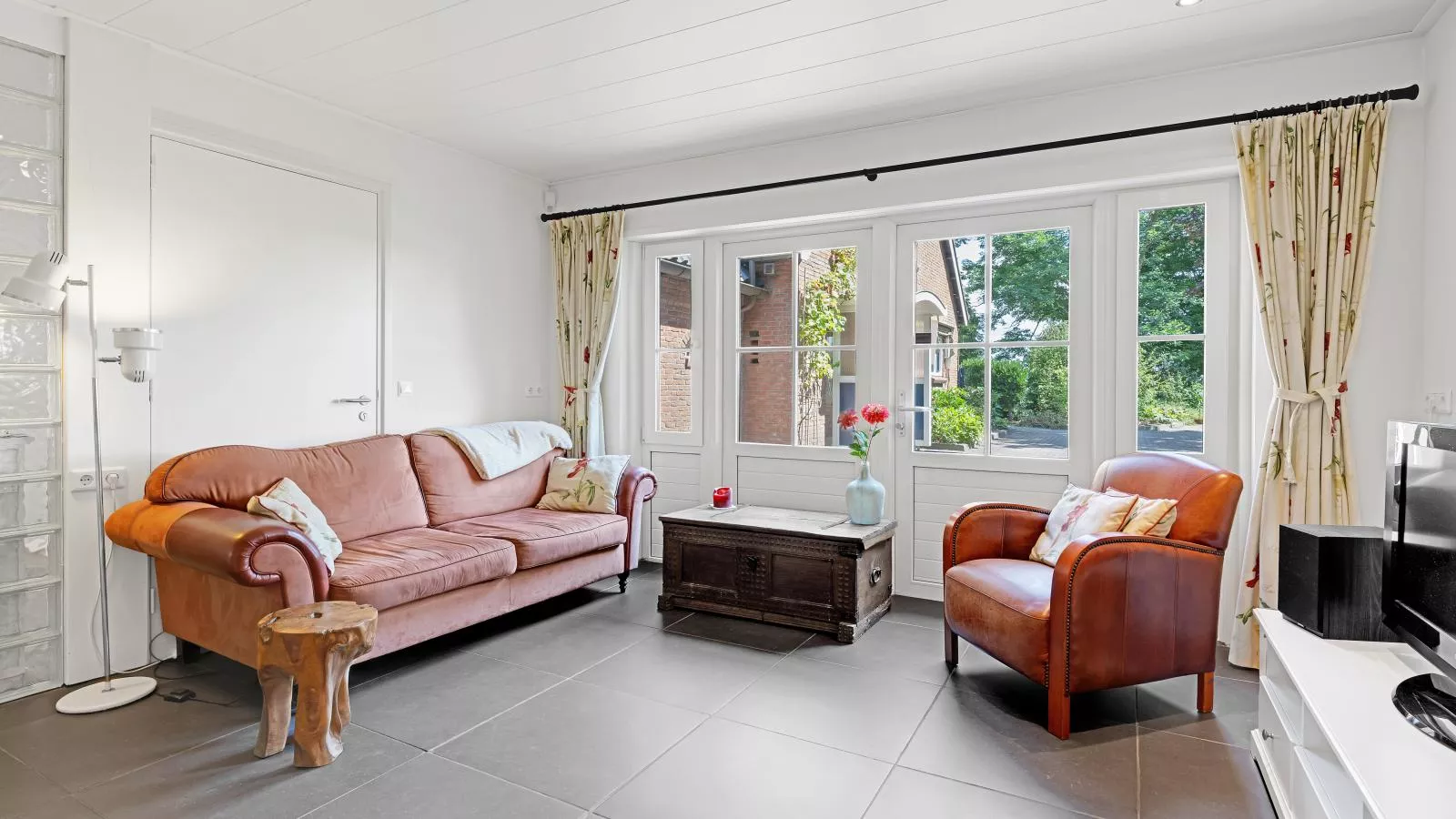 Huis te Lande-Living room