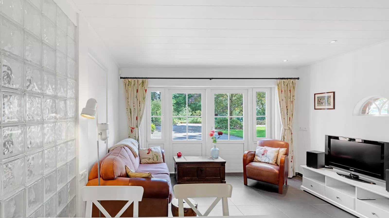 Huis te Lande-Living room