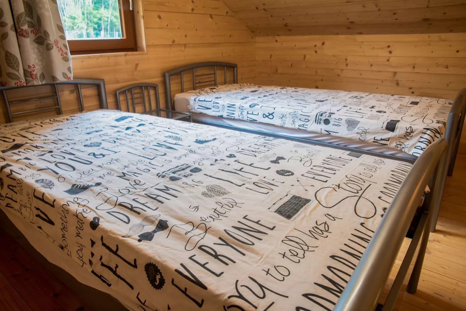Rogery 64-Bedroom