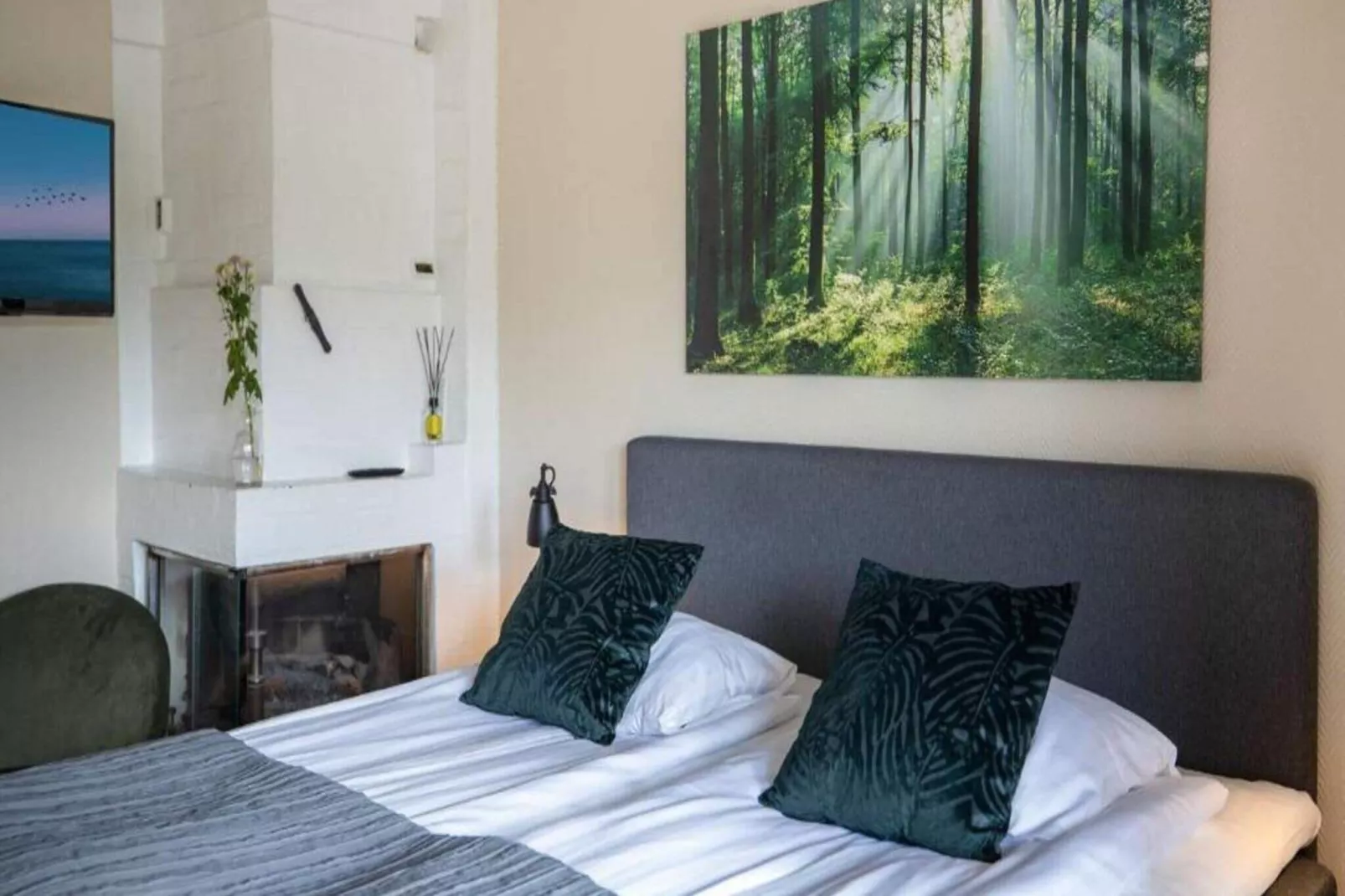 Lovely room with a free breakfast-Indoor