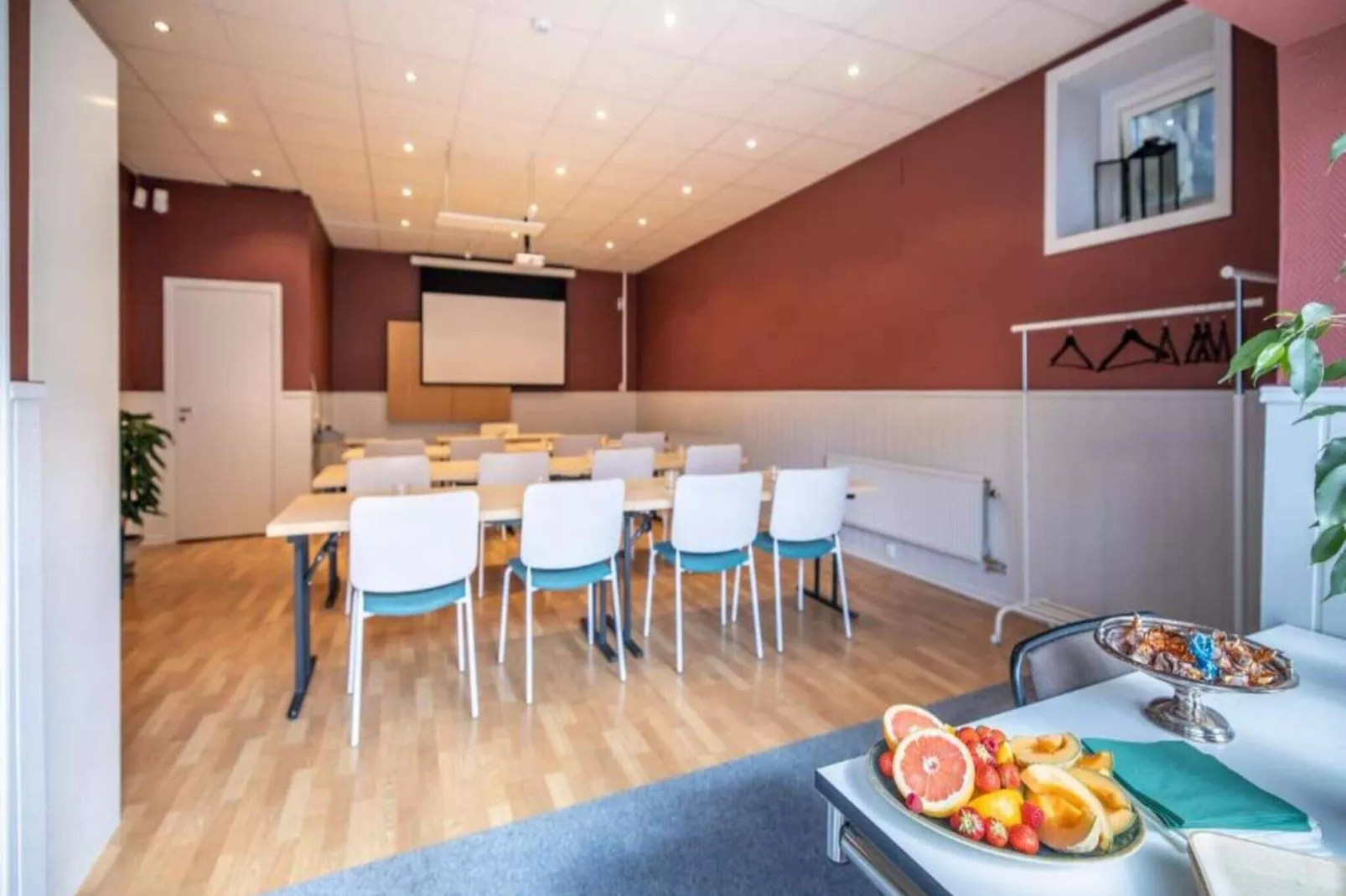 Lovely room with a free breakfast-Indoor