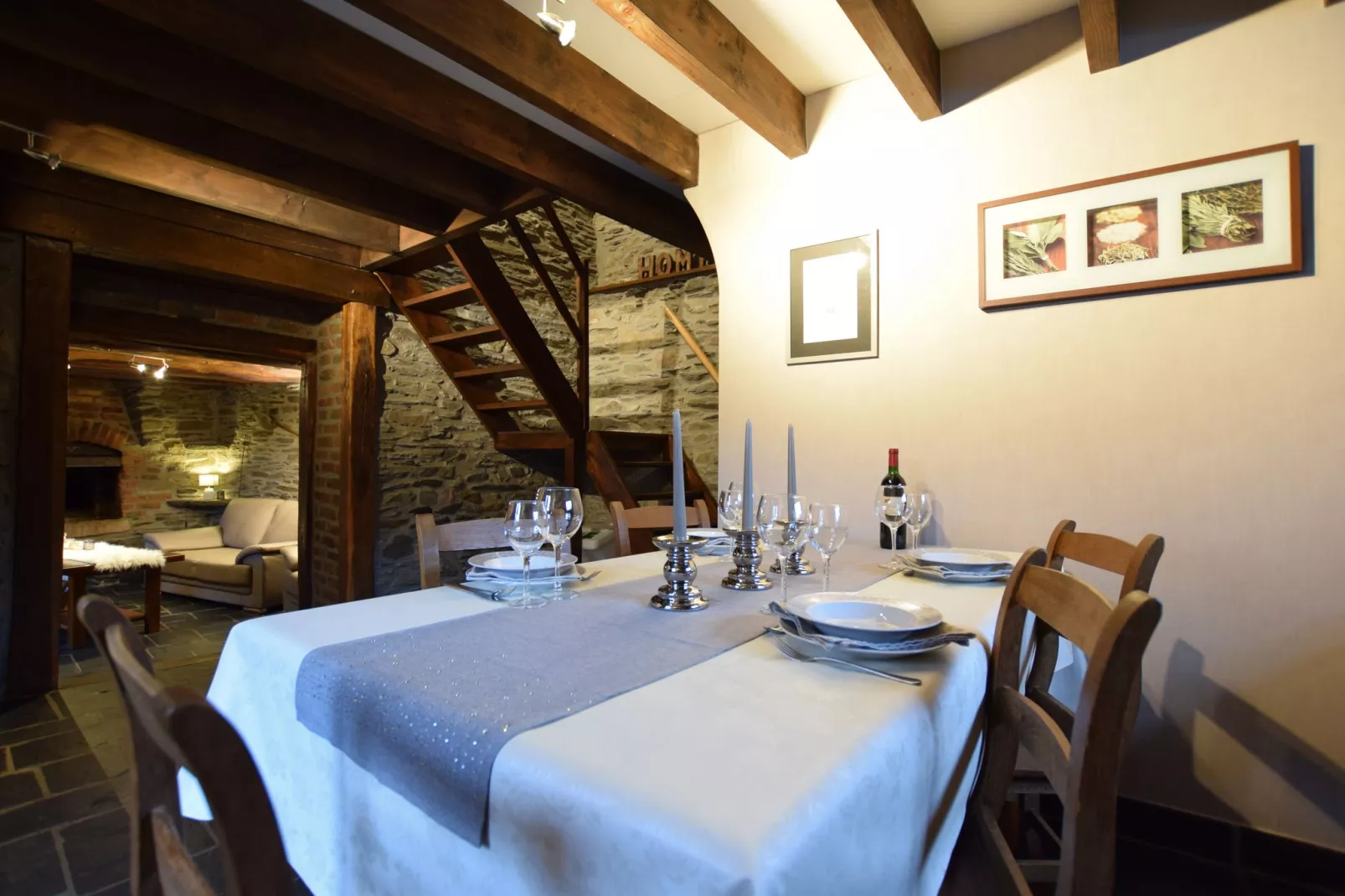 Le Mairlou-Dining room