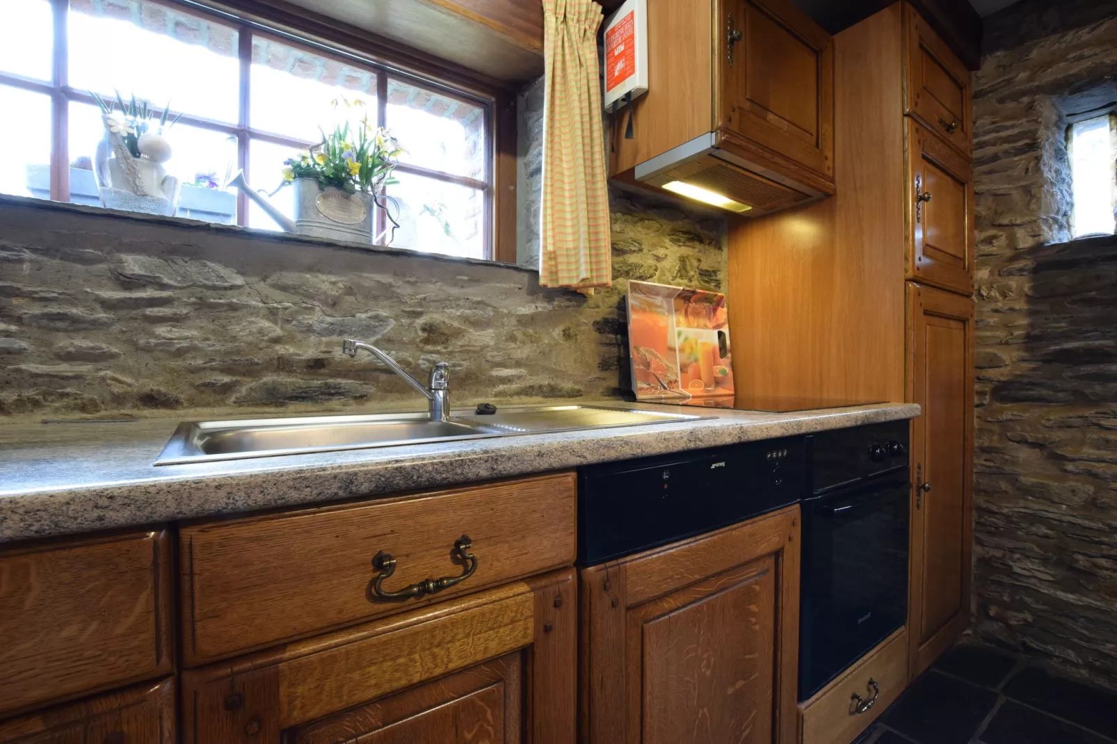 Le Mairlou-Kitchen