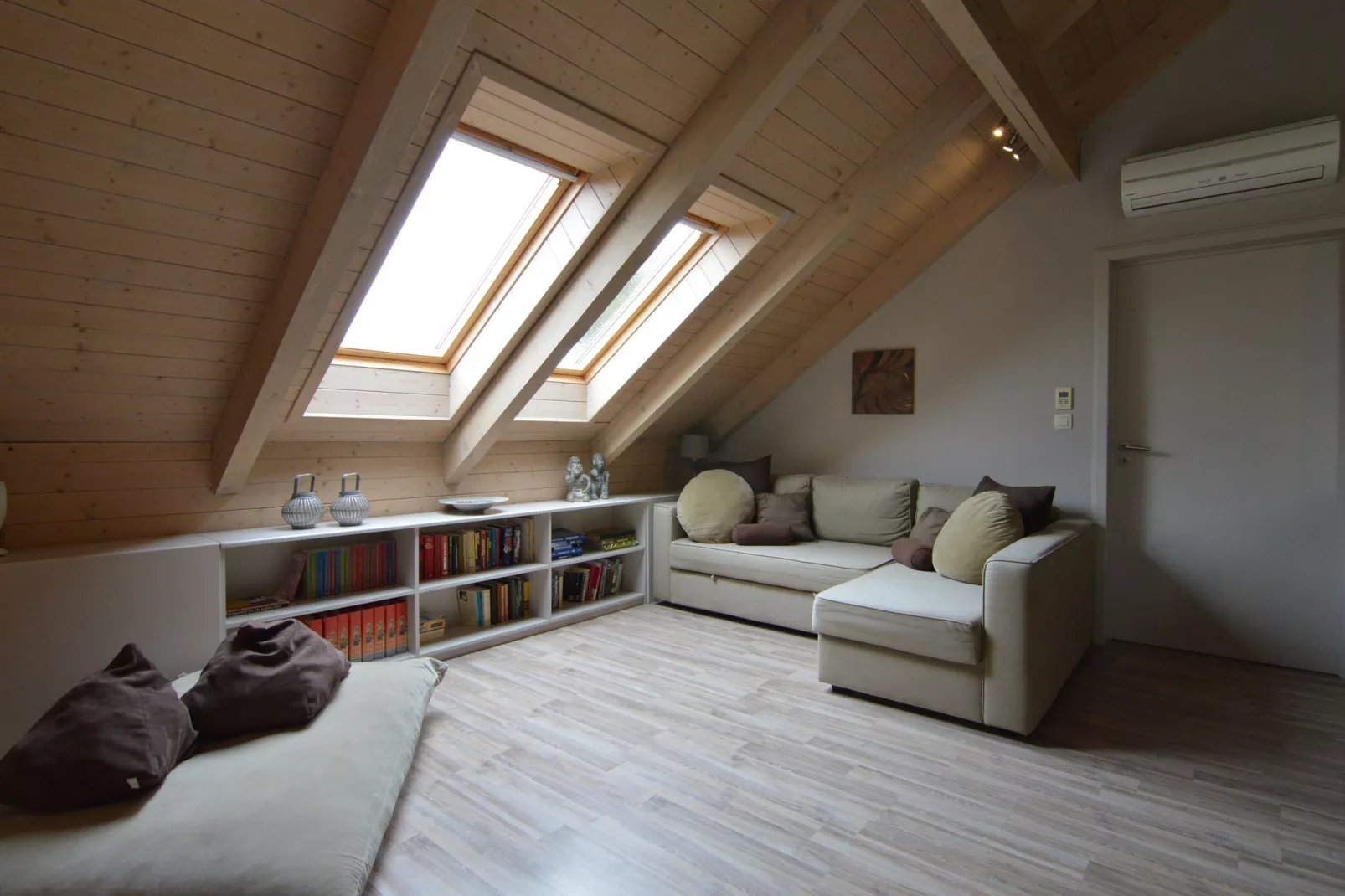 Le Lodge à 8 Brins-Salle de loisirs