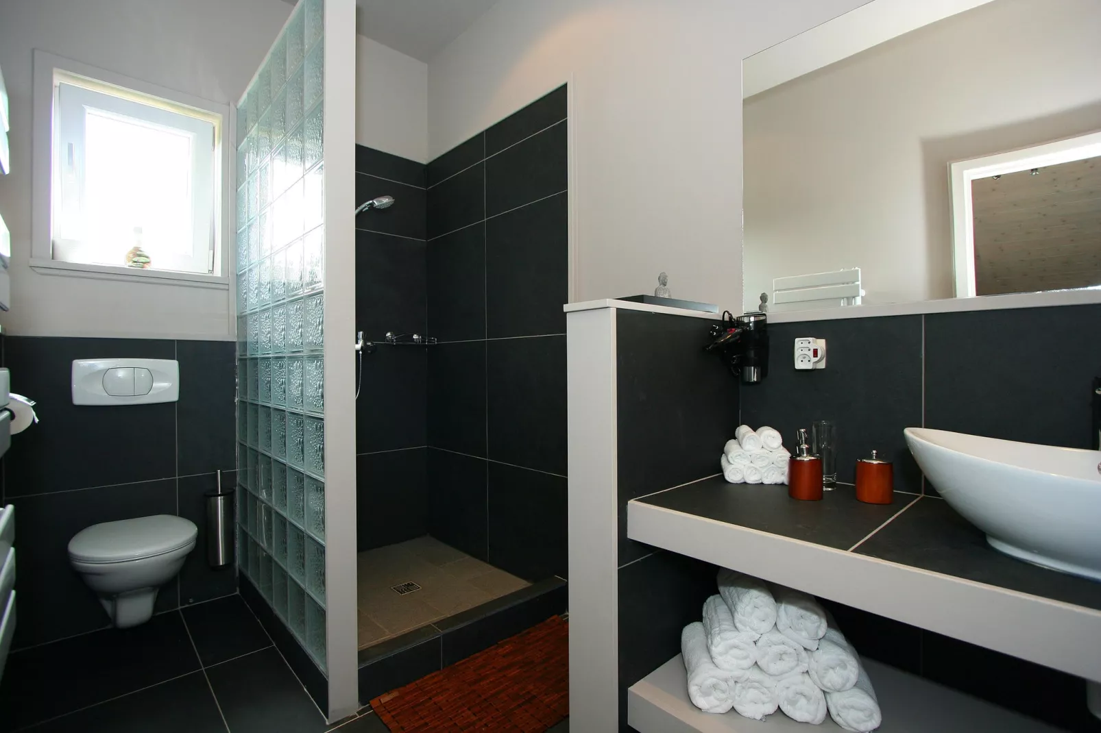 Le Lodge à 8 Brins-Salle de bain