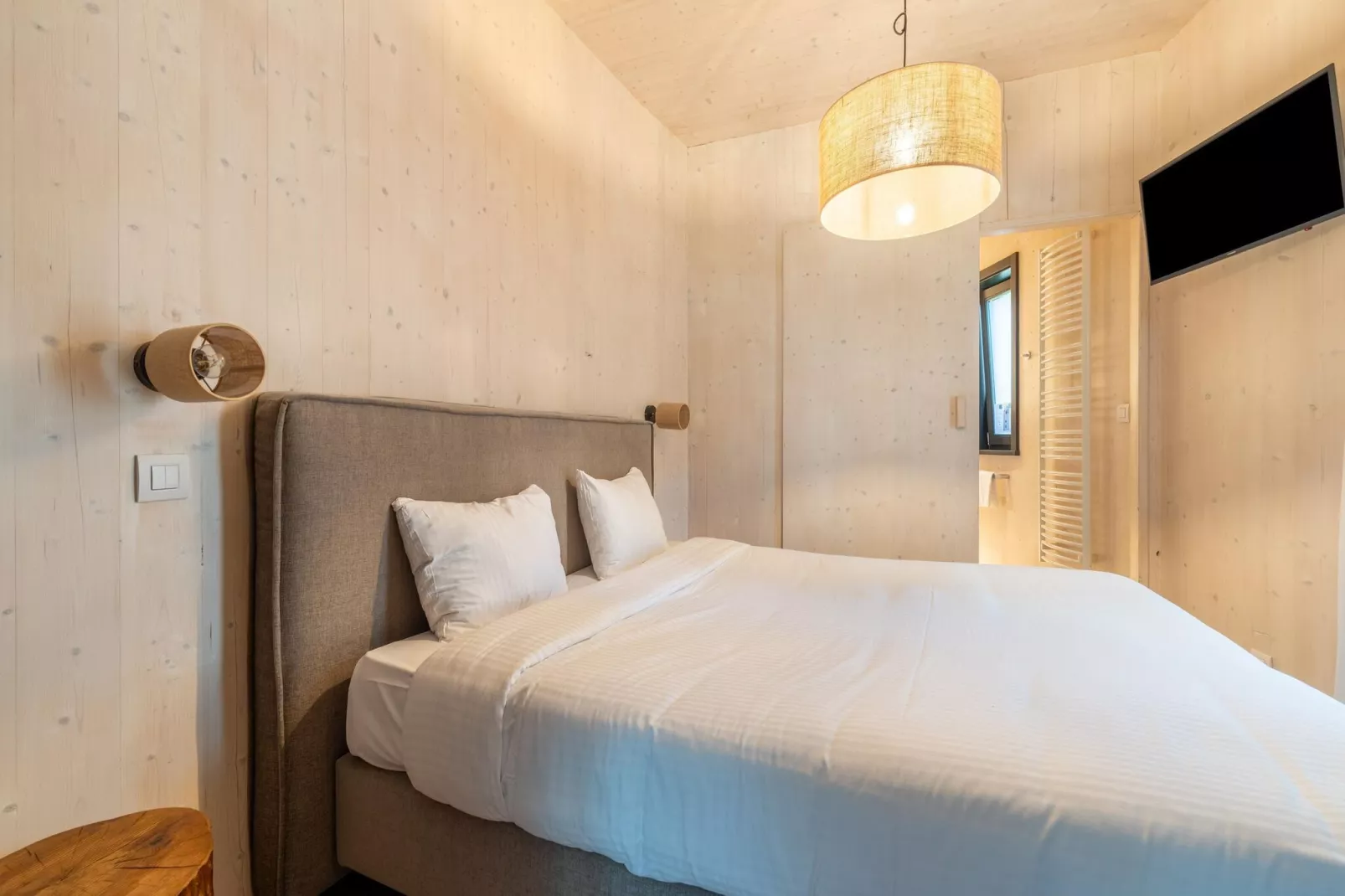 The Lodge by YourNature-Bedroom