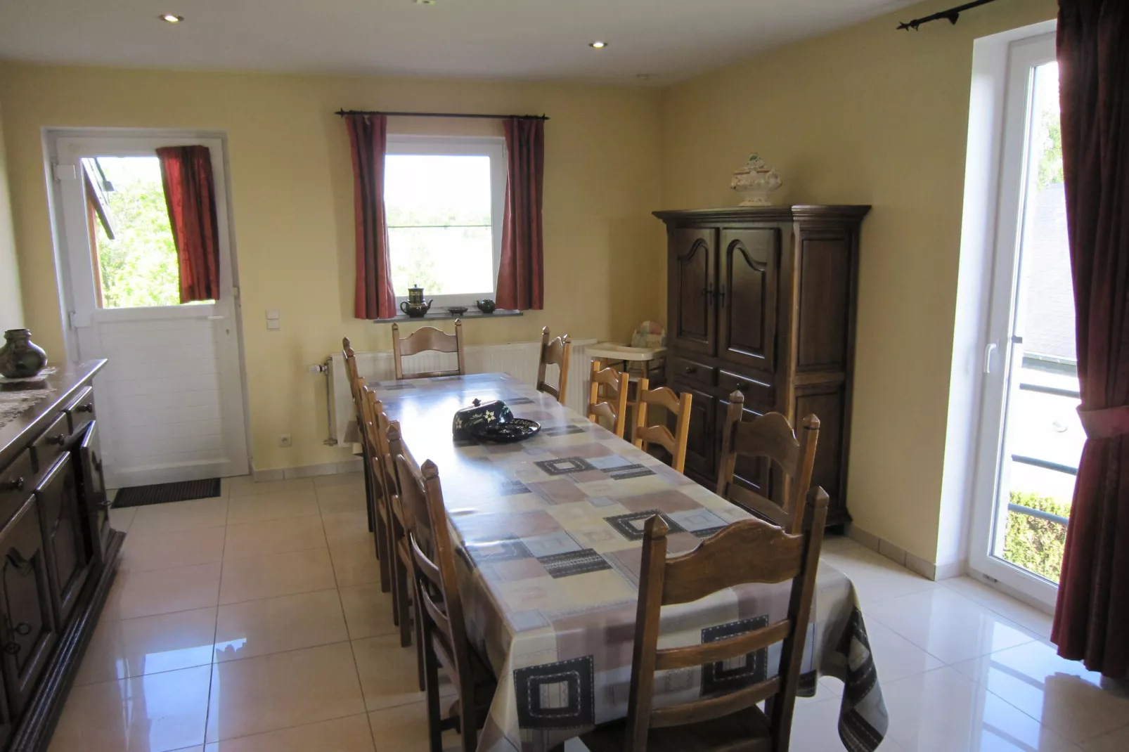 Gite du Courteroye-Dining room