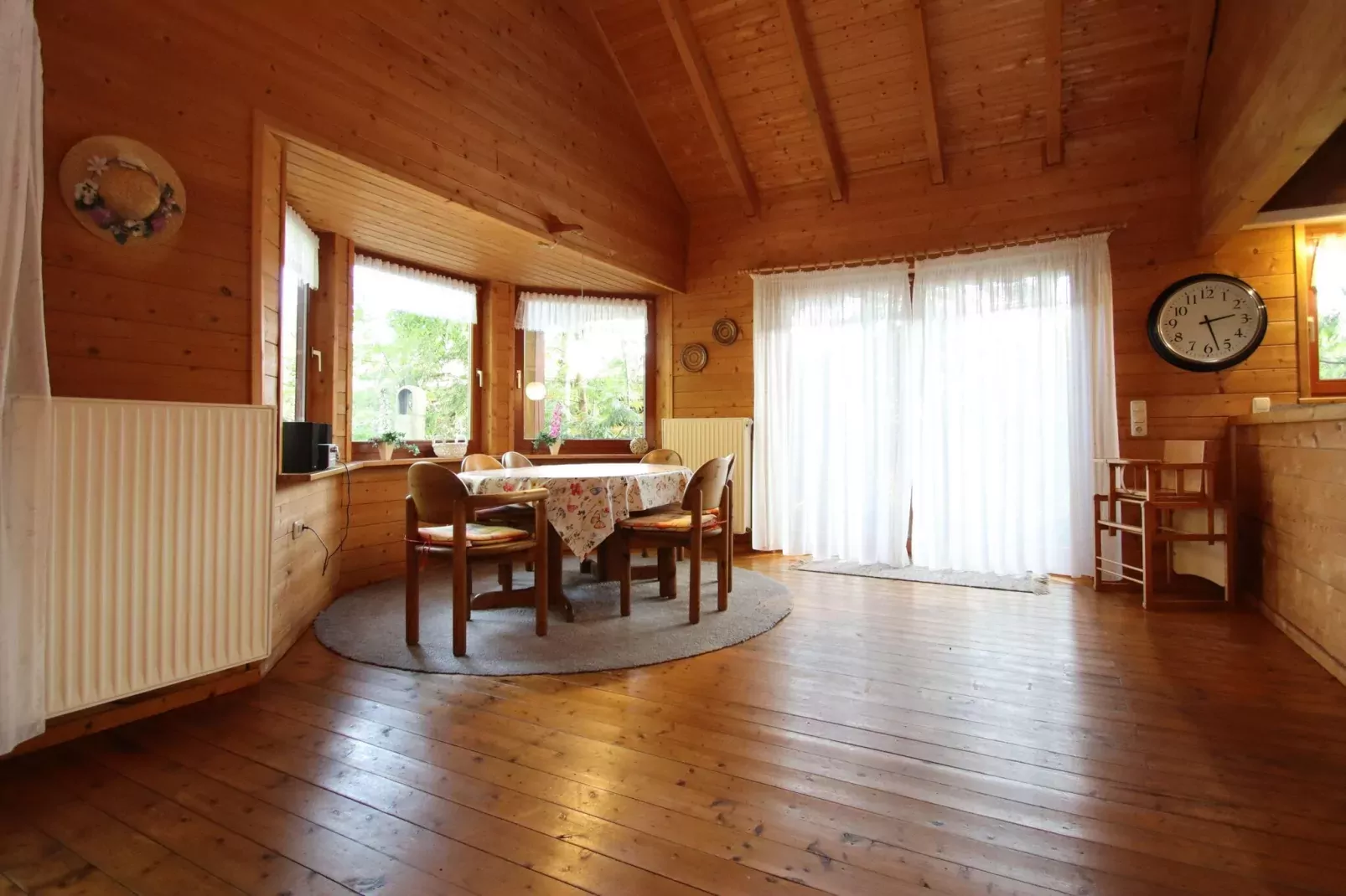 Ferienhaus Svenja Wiefelstede-Lehe-Dining room