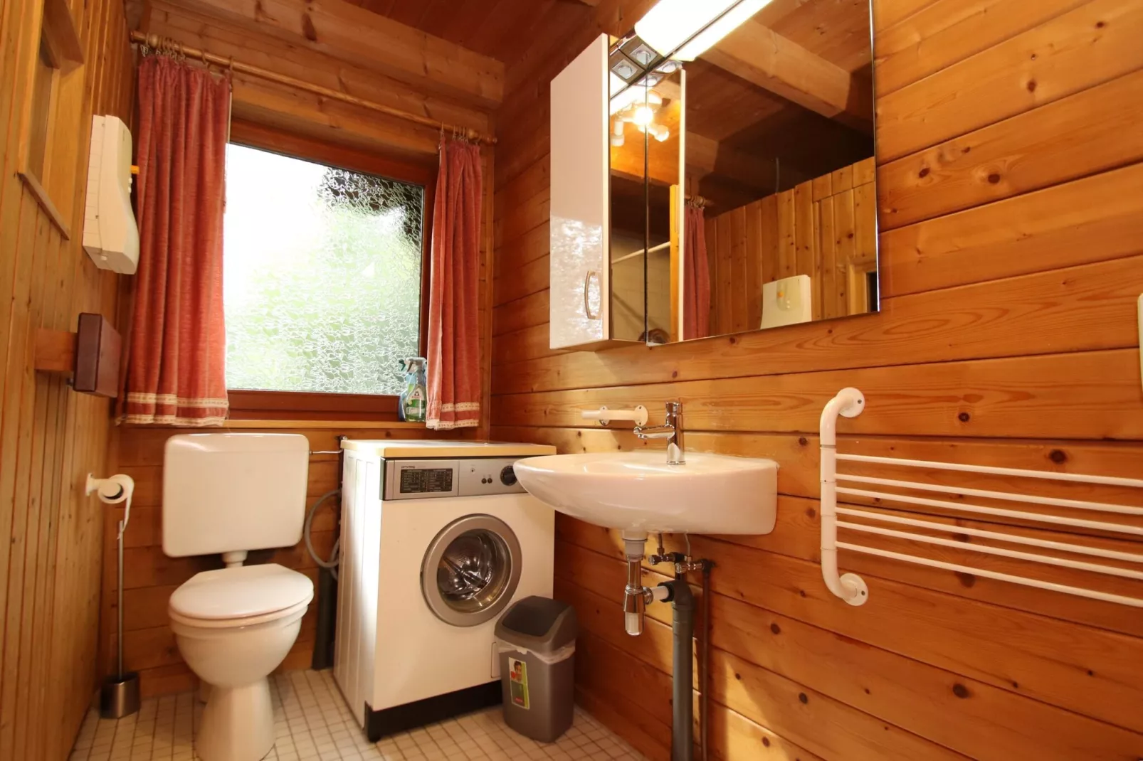Ferienhaus Svenja Wiefelstede-Lehe-Bathroom