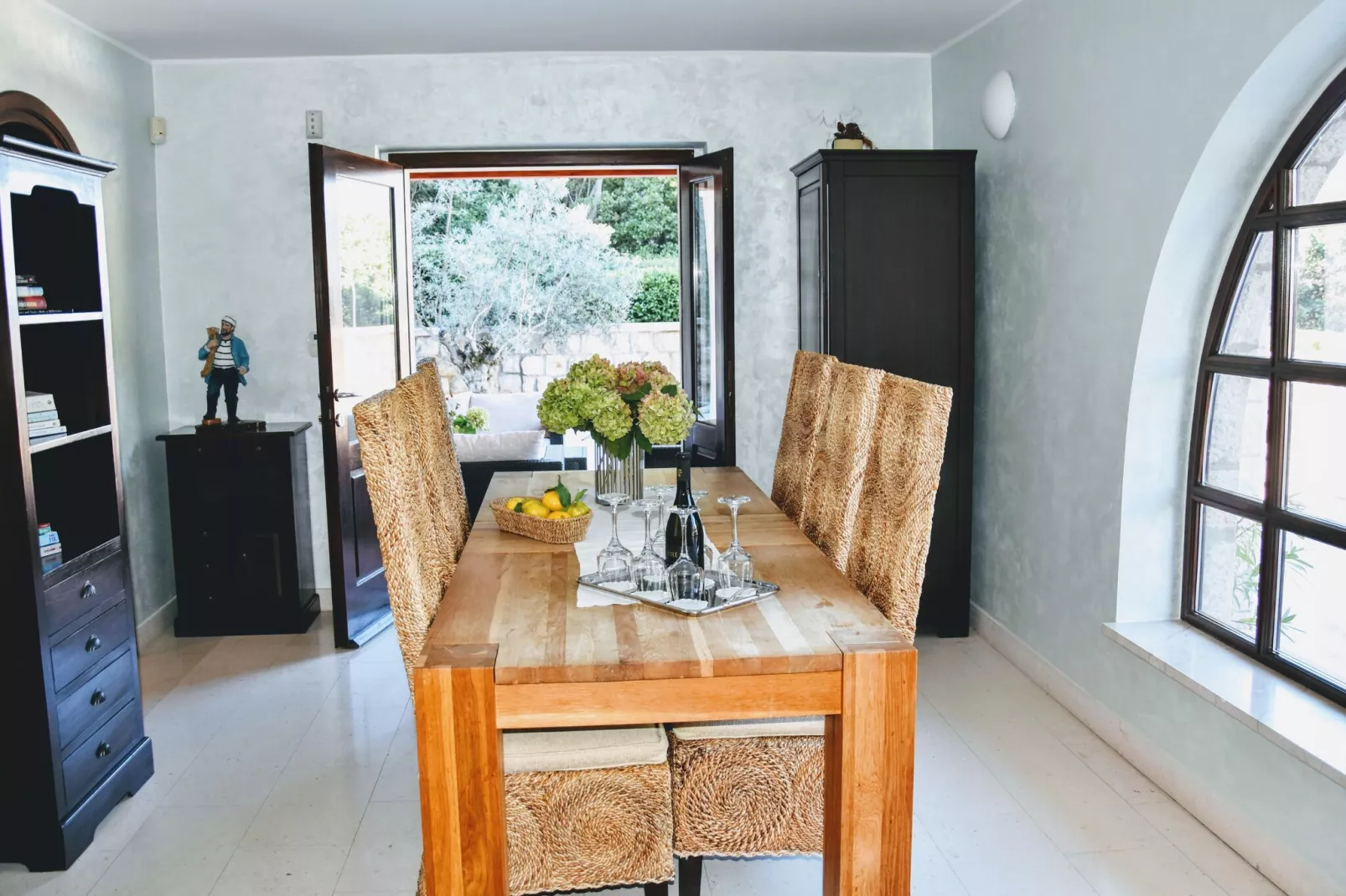 Villa Franica-Dining room