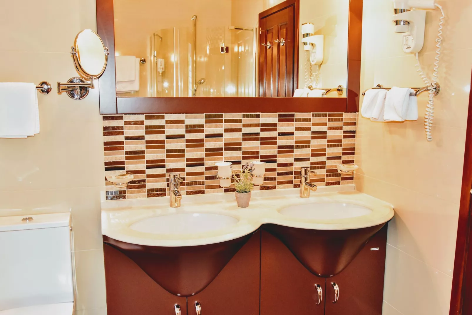 Villa Franica-Bathroom