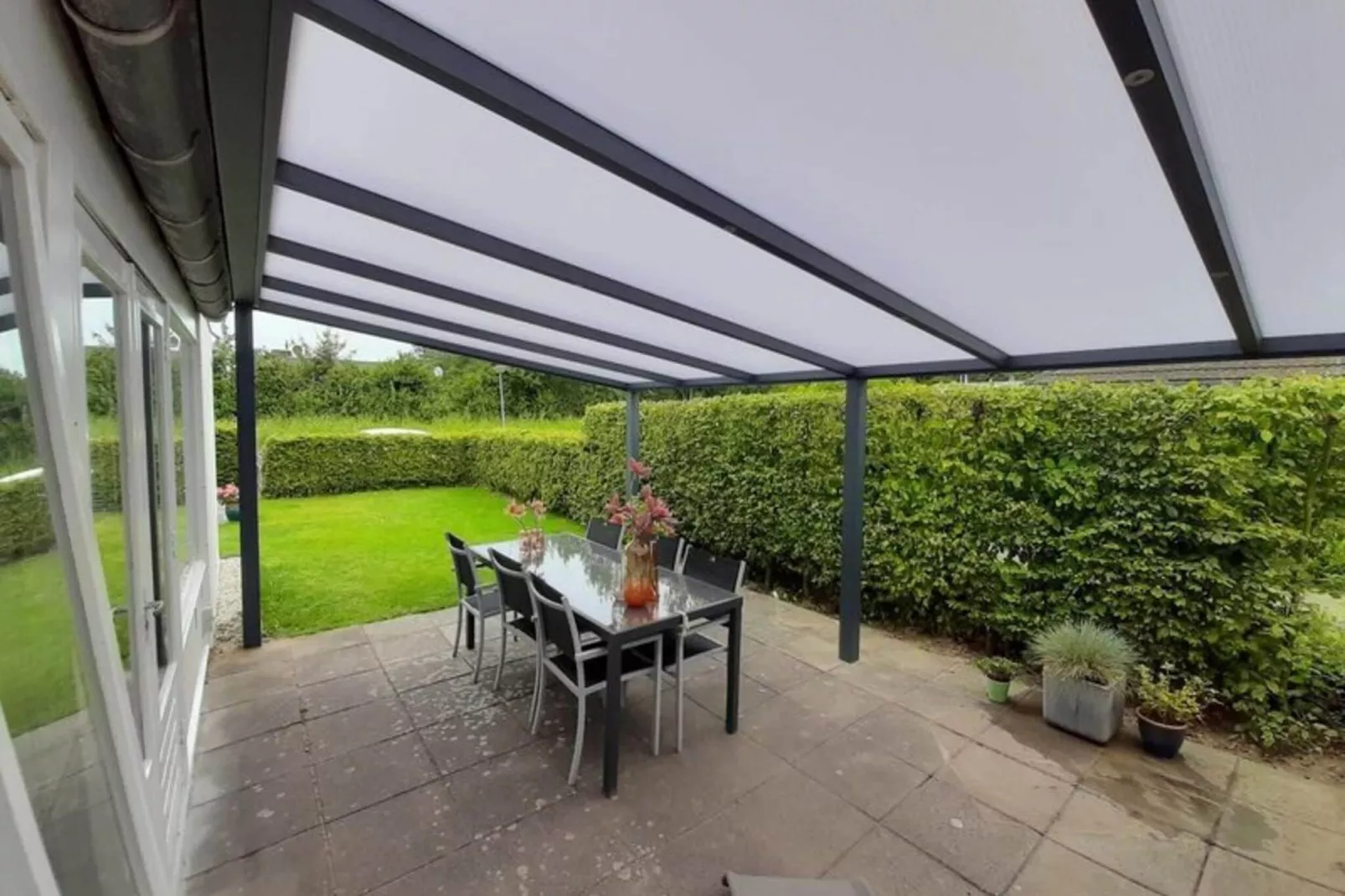 Schoneveld 121 Duinroos Breskens-Terrace balcony