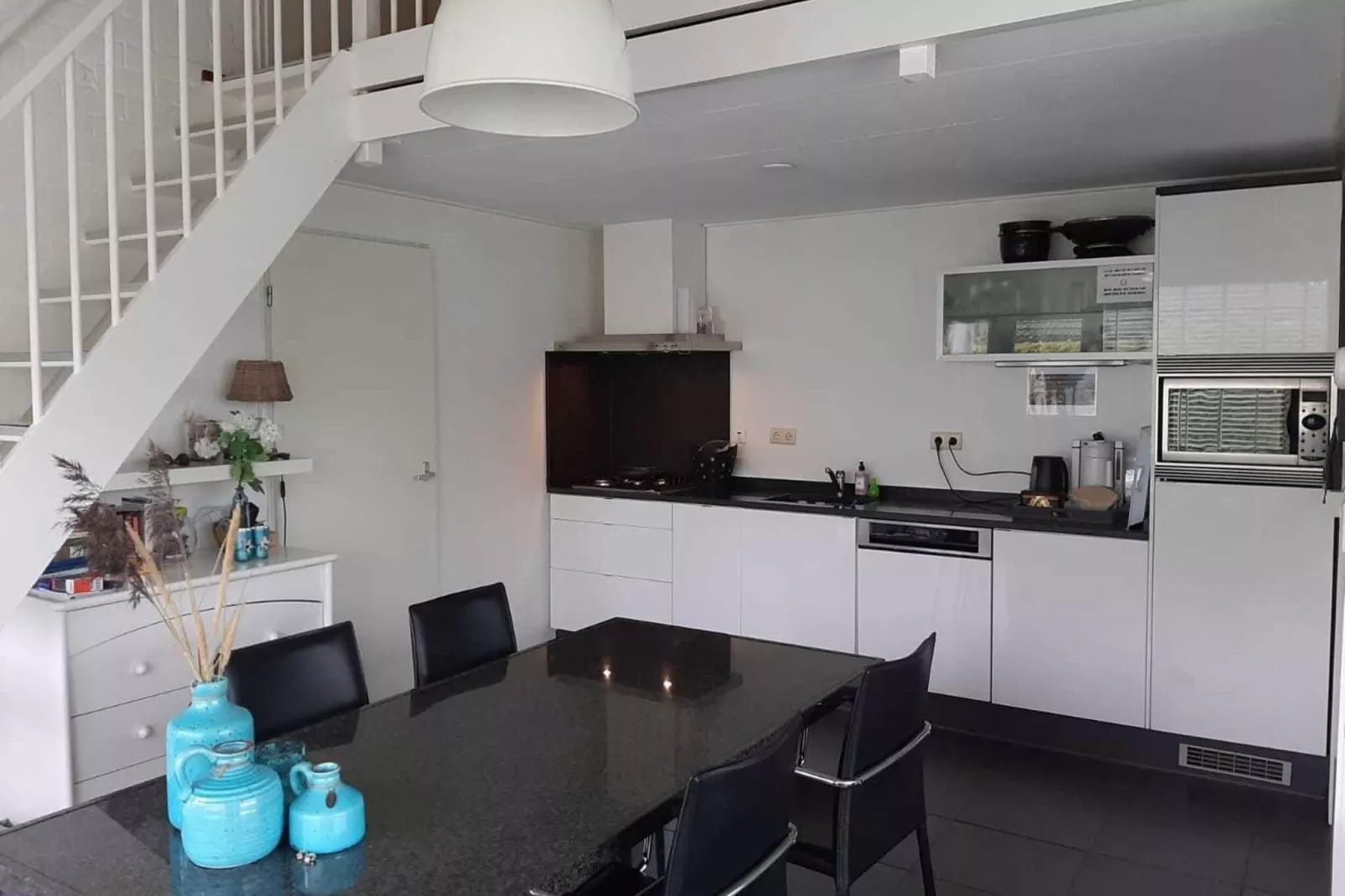 Schoneveld 121 Duinroos Breskens-Kitchen