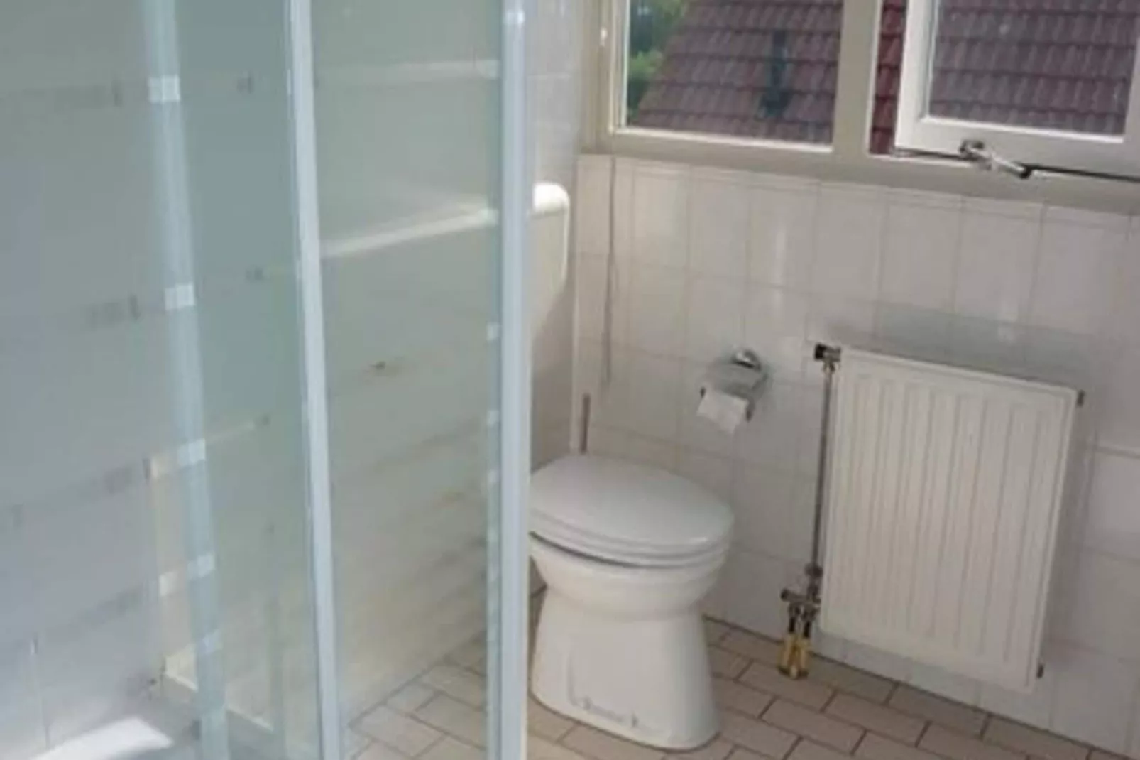 Scheldeveste 156 Zwin Breskens-Bathroom