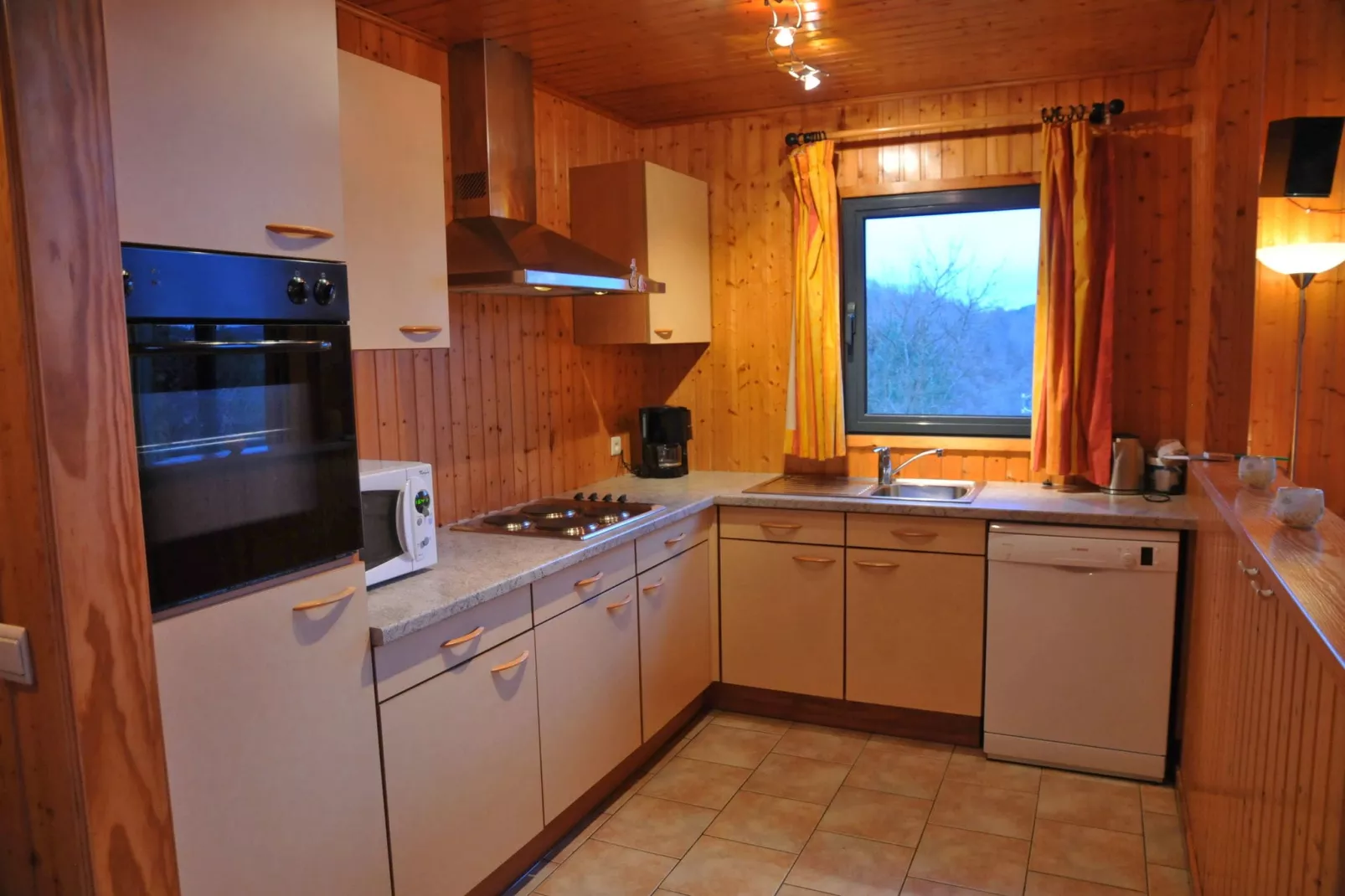 Jardin de l'Ourthe 22-Kitchen