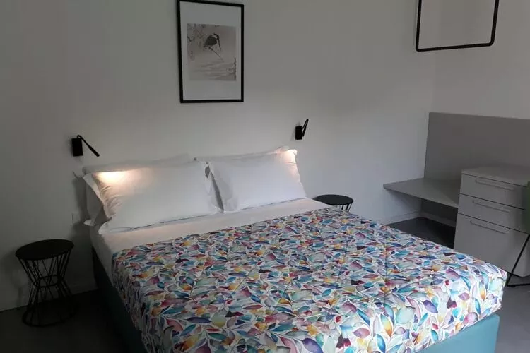 Sisan Family Resort Cisano di Bardolino - App 4 pax-Bedroom