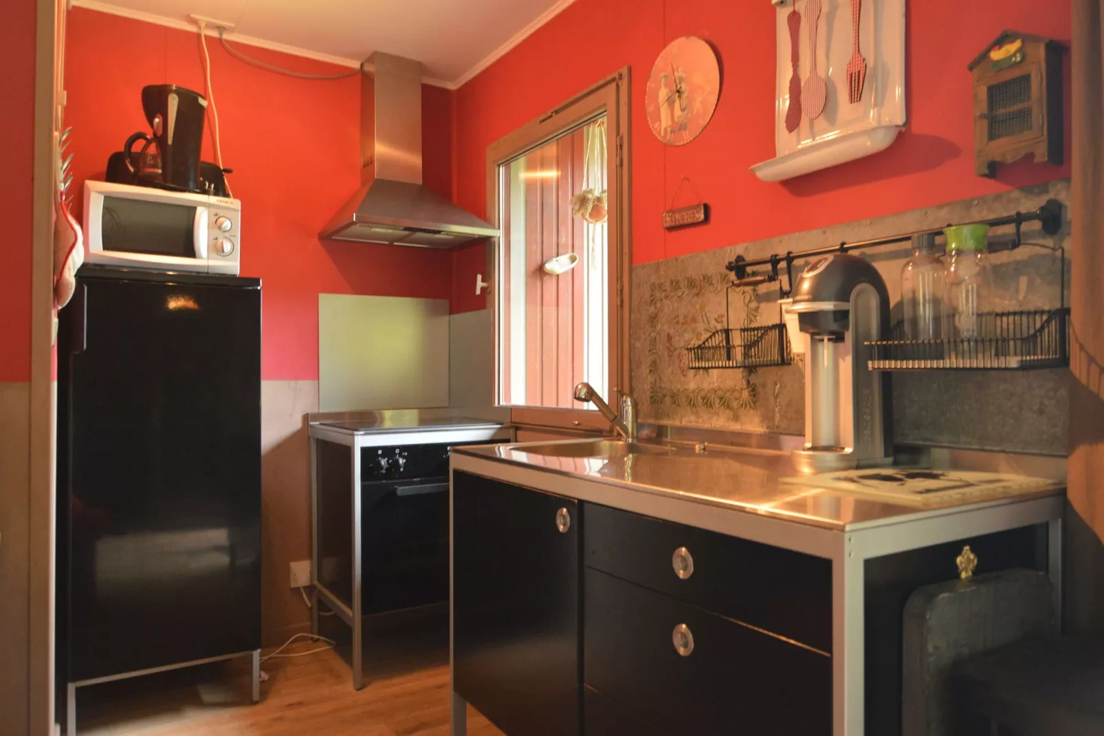Flons et Roulotte-Kitchen