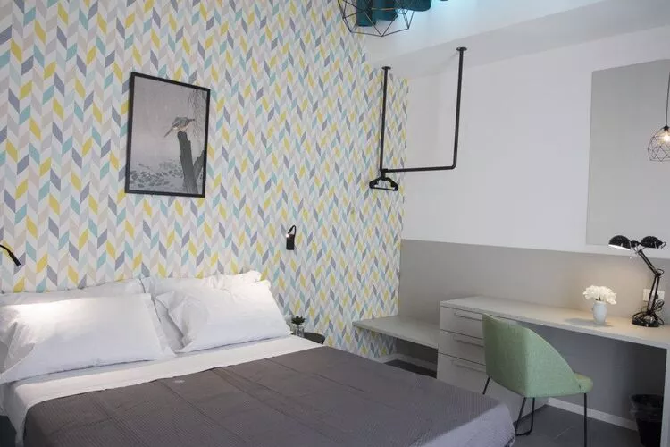 Sisan Family Resort Cisano di Bardolino - App 6 pax-Bedroom
