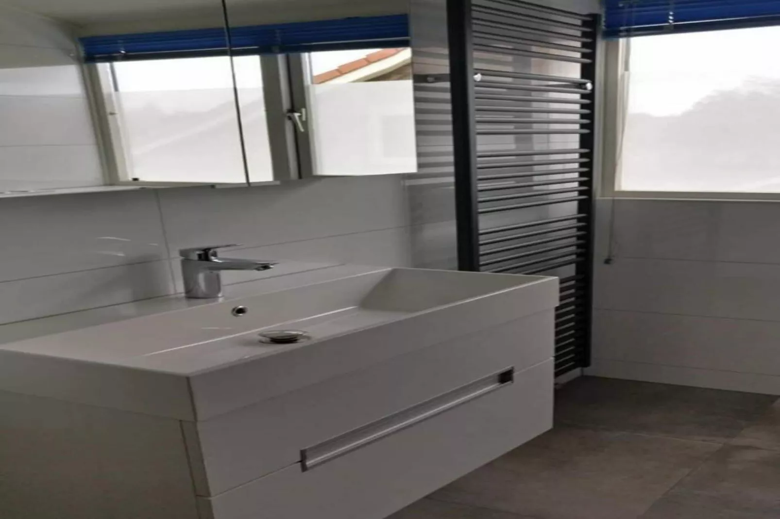 Scheldeveste 101 Zwin Breskens-Bathroom