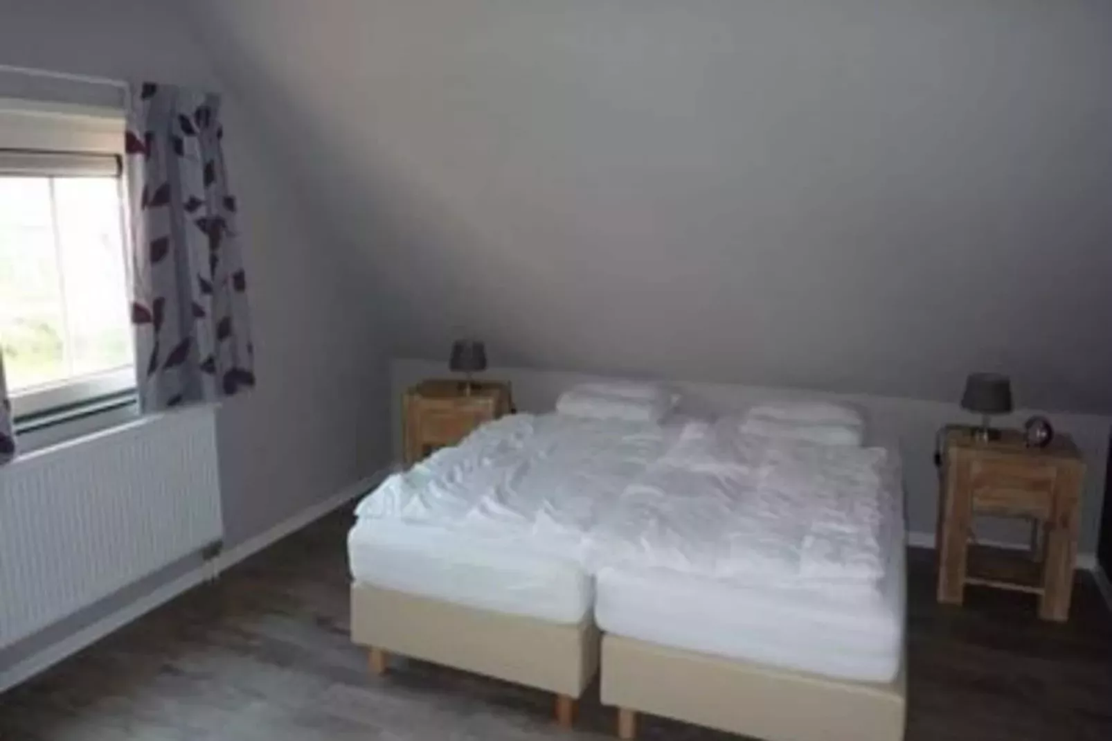 Landgoed de Lente 28 Tulp Breskens-Bedroom
