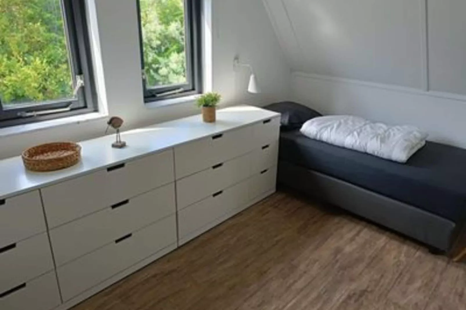 Schoneveld 124 Zeemeeuw Breskens-Bedroom