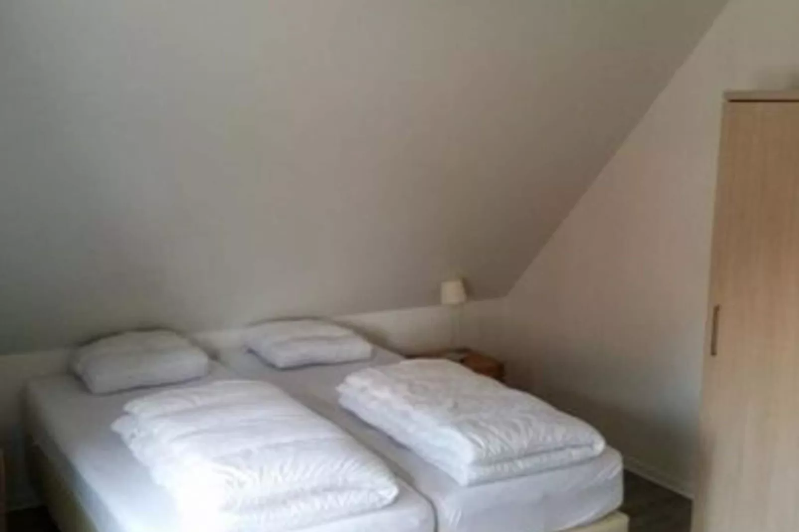 Landgoed de Lente 30 Tulp Breskens-Bedroom