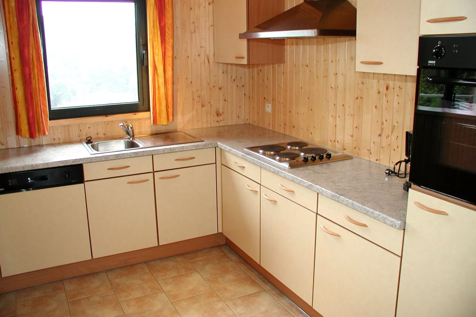 Les Jardins de l'Ourthe 16-Kitchen