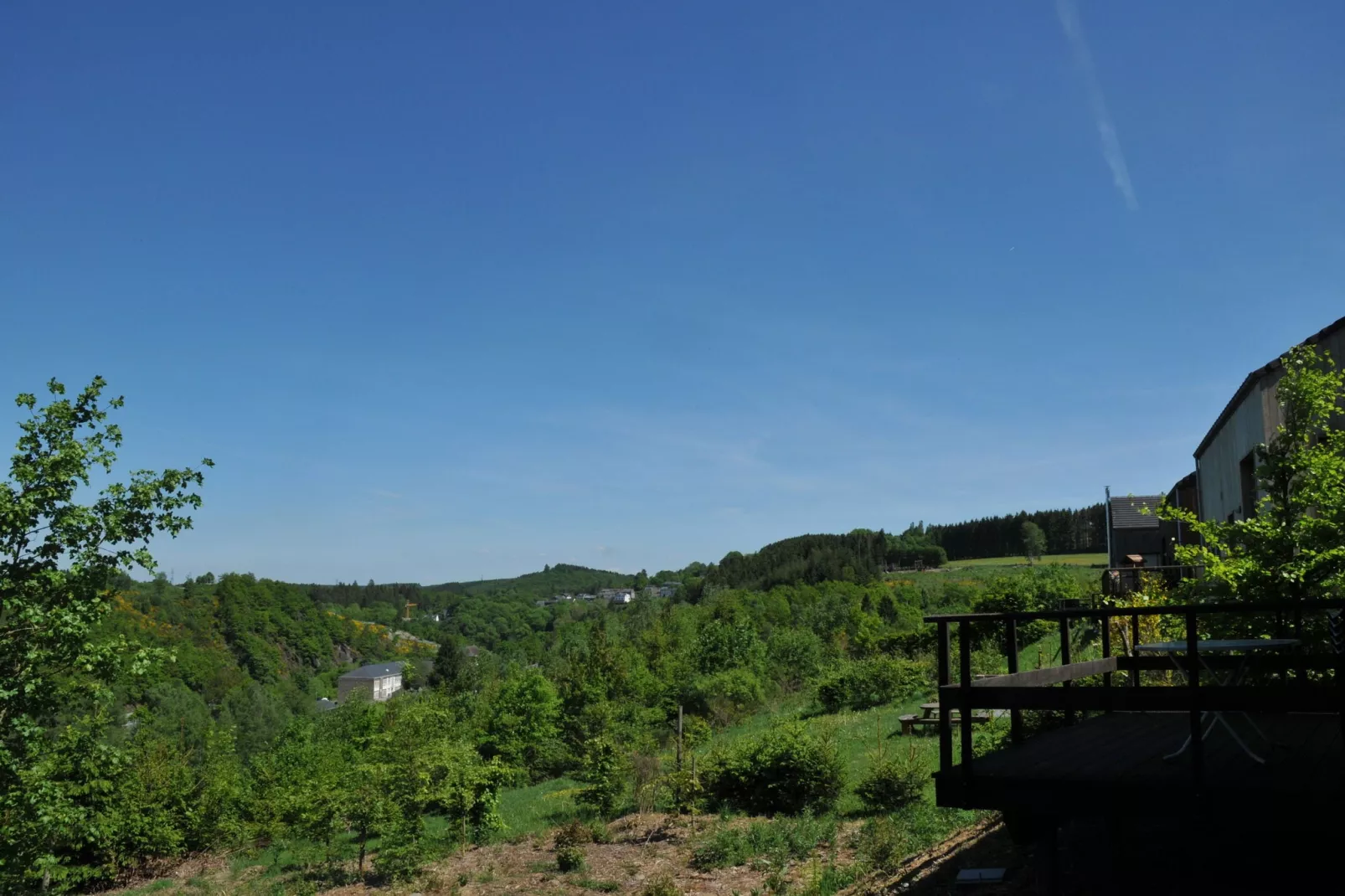 Les Jardins de l'Ourthe 16-View summer