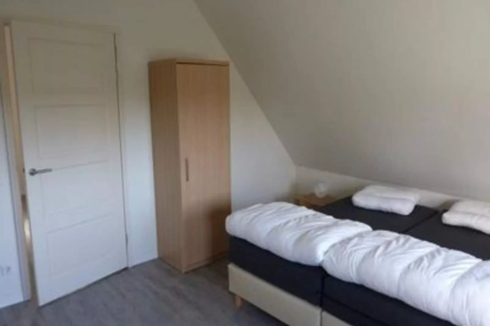 Landgoed de Lente 32 Sneeuwklokje Breskens-Bedroom