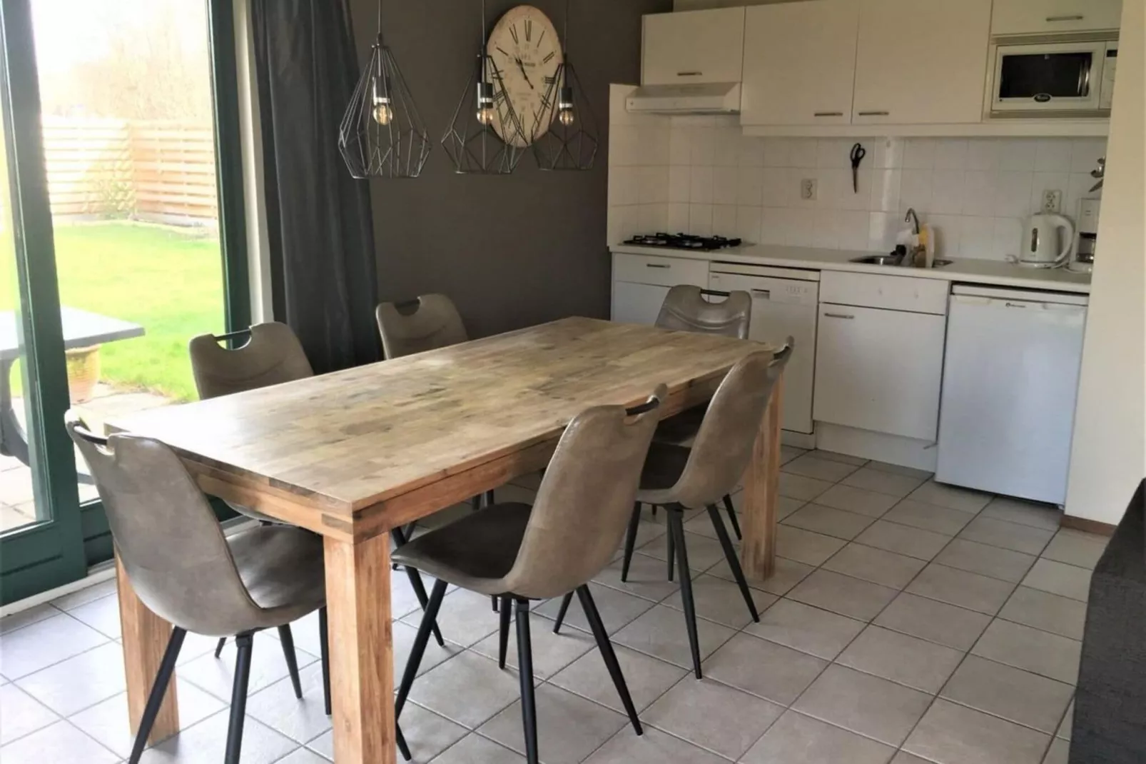 Schoneveld 146 Zeemeeuw Breskens-Kitchen