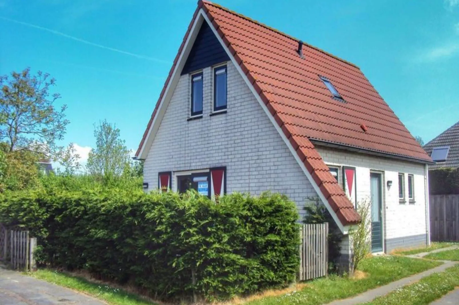 Schoneveld 146 Zeemeeuw Breskens-Exterior summer