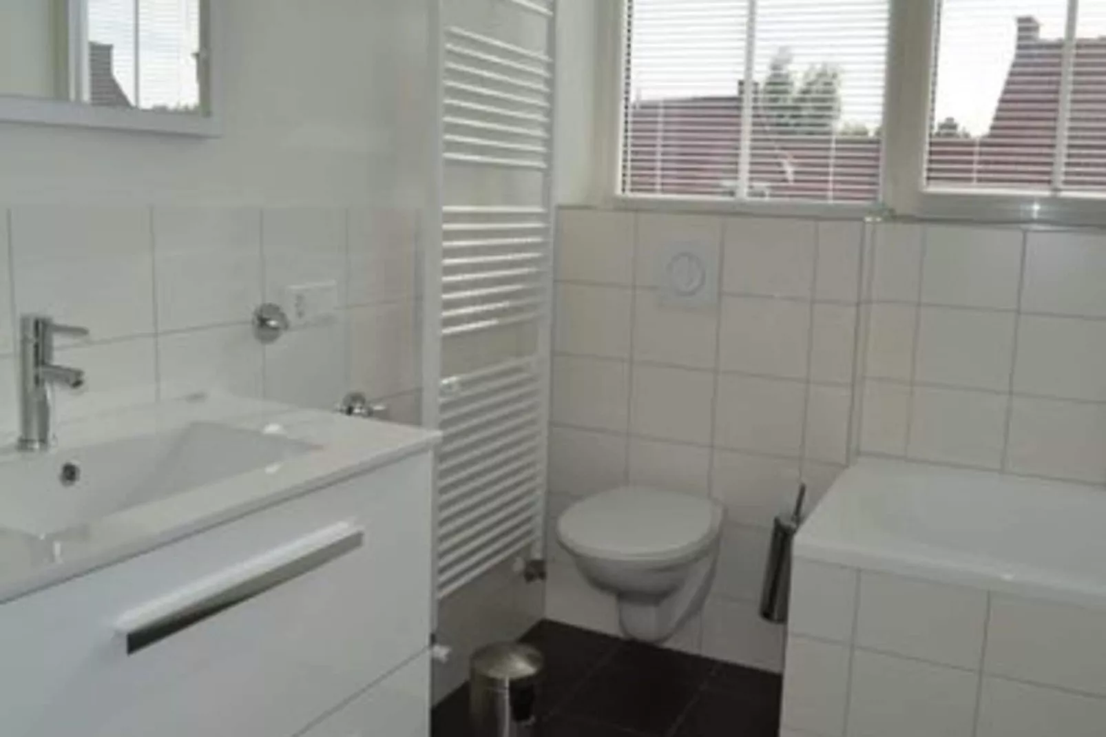Landgoed de Lente 34 Krokus Breskens-Bathroom