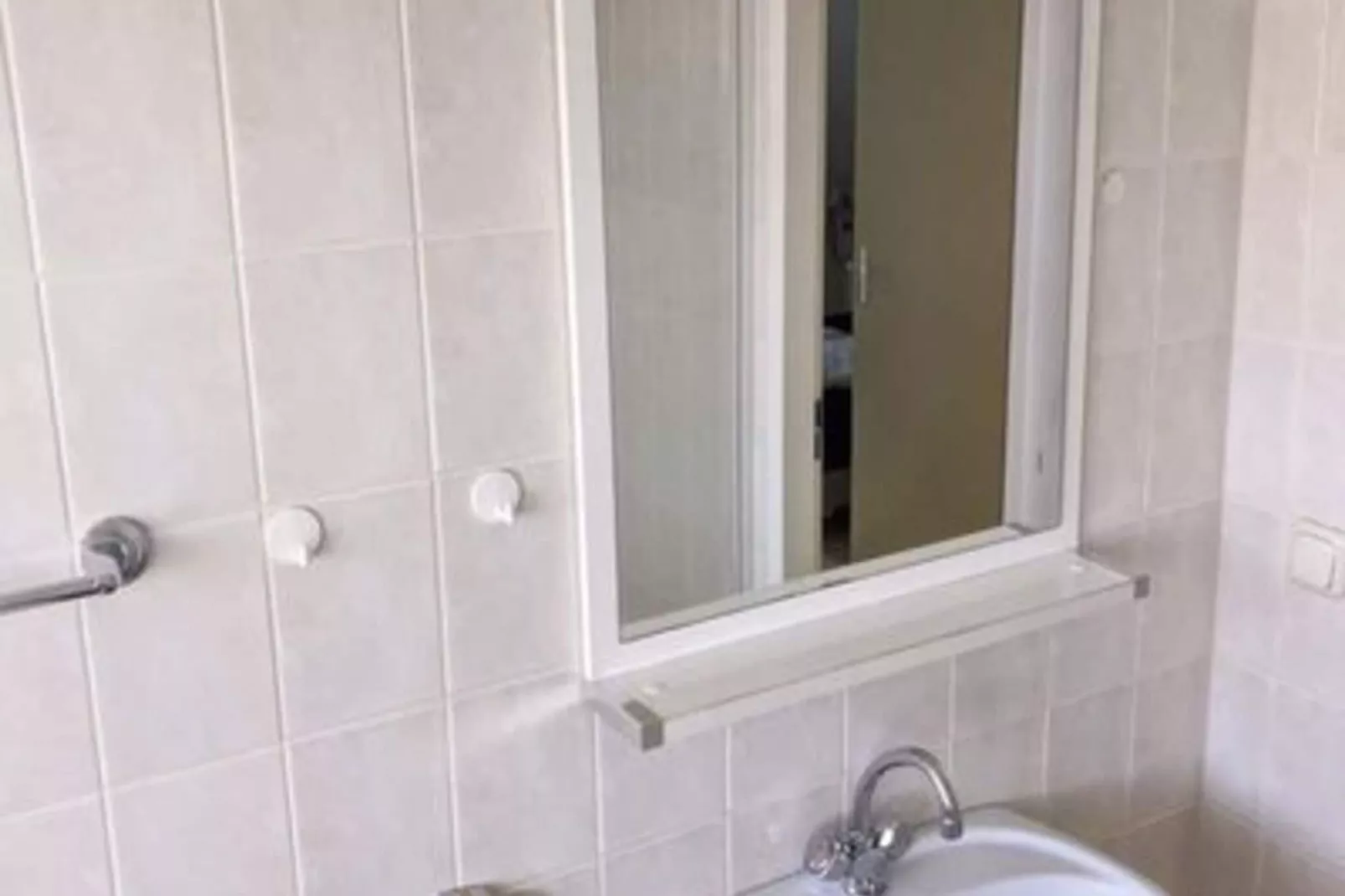 Scheldeveste 143 Zwin Breskens-Bathroom