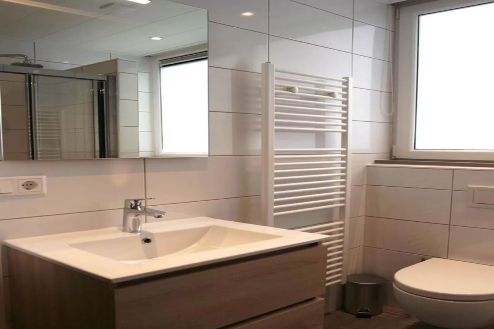 Schoneveld 184 Stern Breskens-Badezimmer
