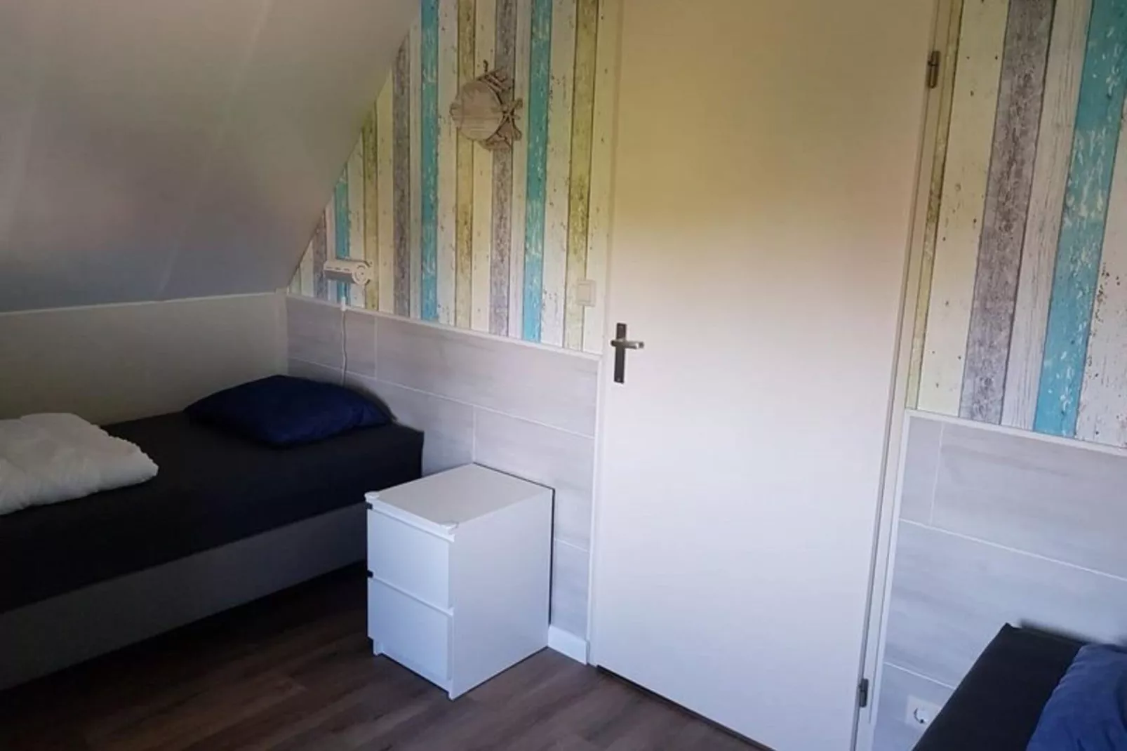 Schoneveld 232 Stern Breskens-Bedroom