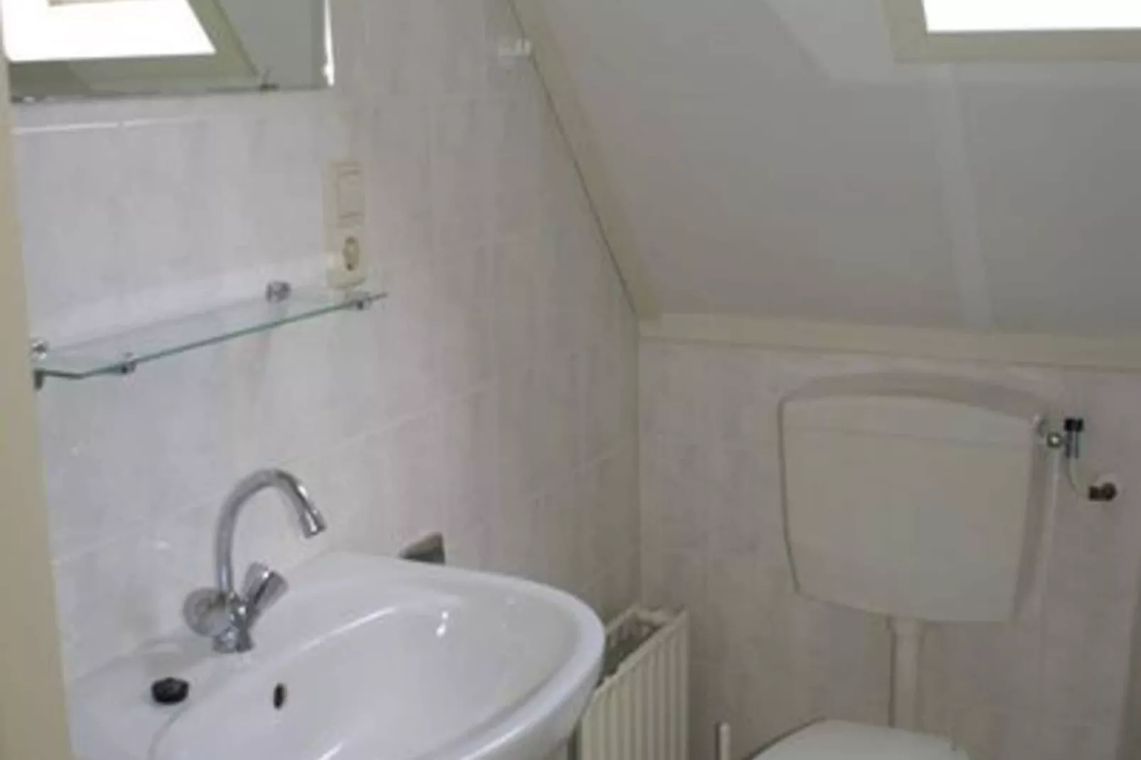 Schoneveld 327 Stern Breskens-Bathroom
