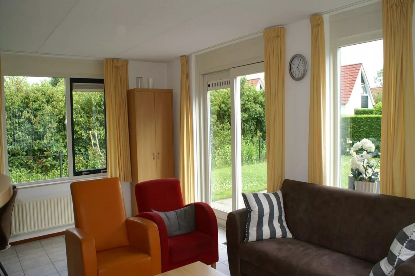 Schoneveld 327 Stern Breskens-Living room