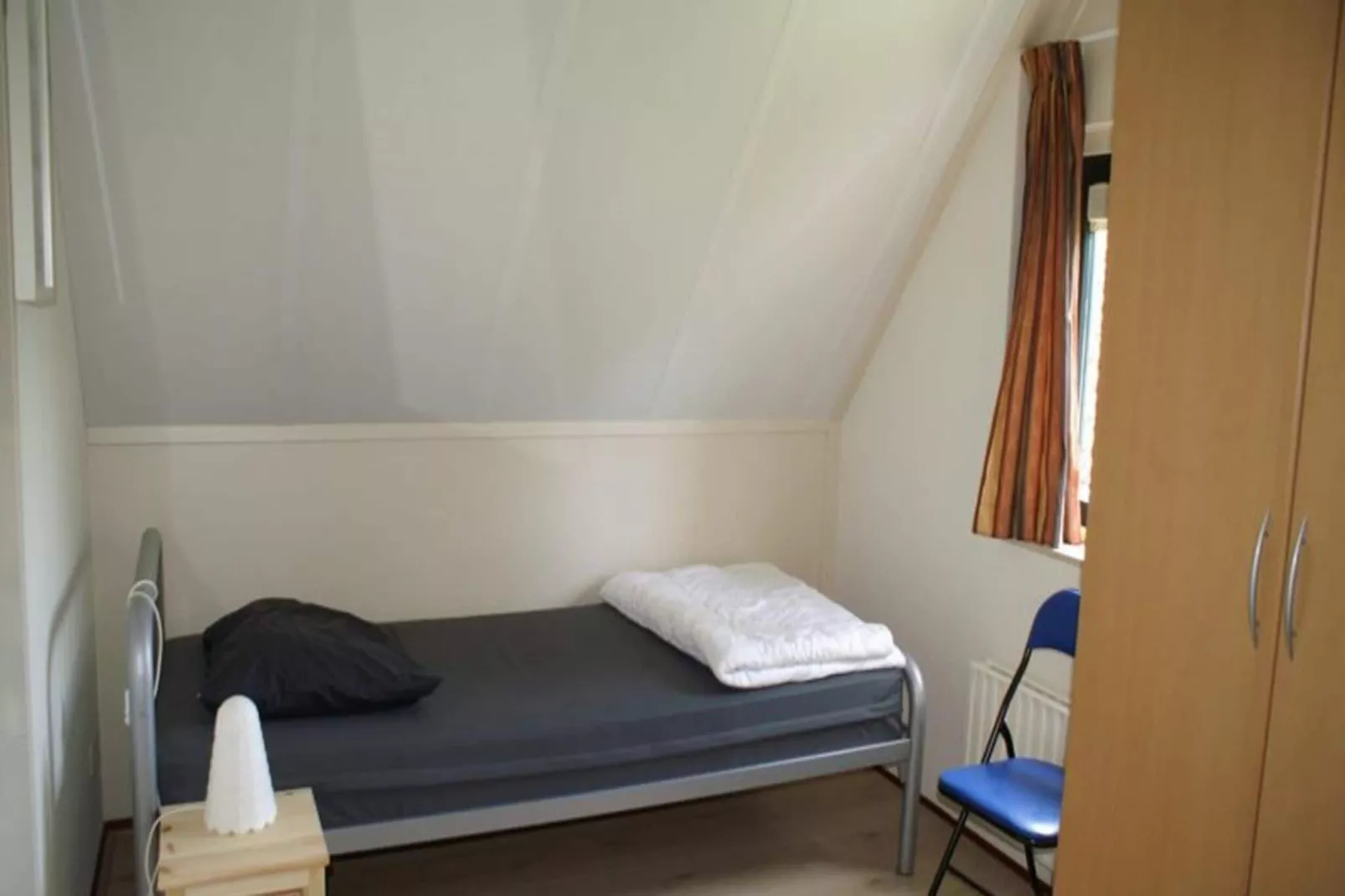 Schoneveld 327 Stern Breskens-Bedroom