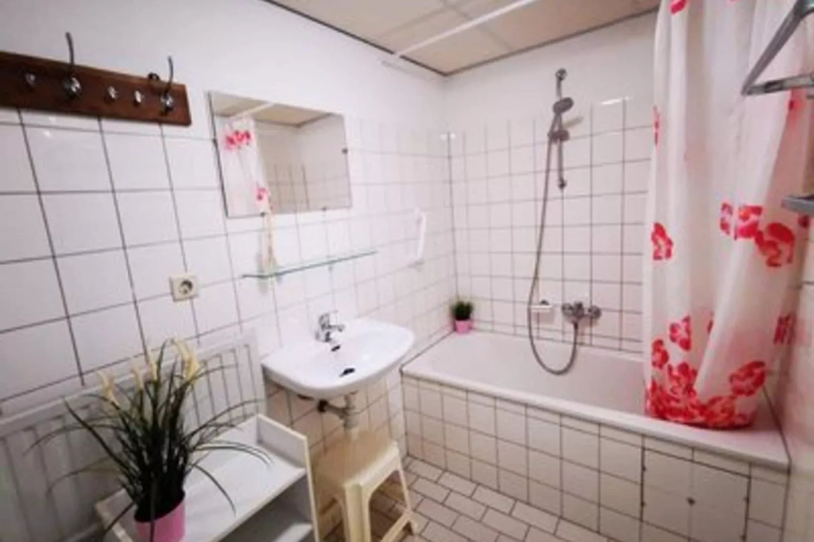 Schoneveld 353 Strandparel Breskens-Bathroom