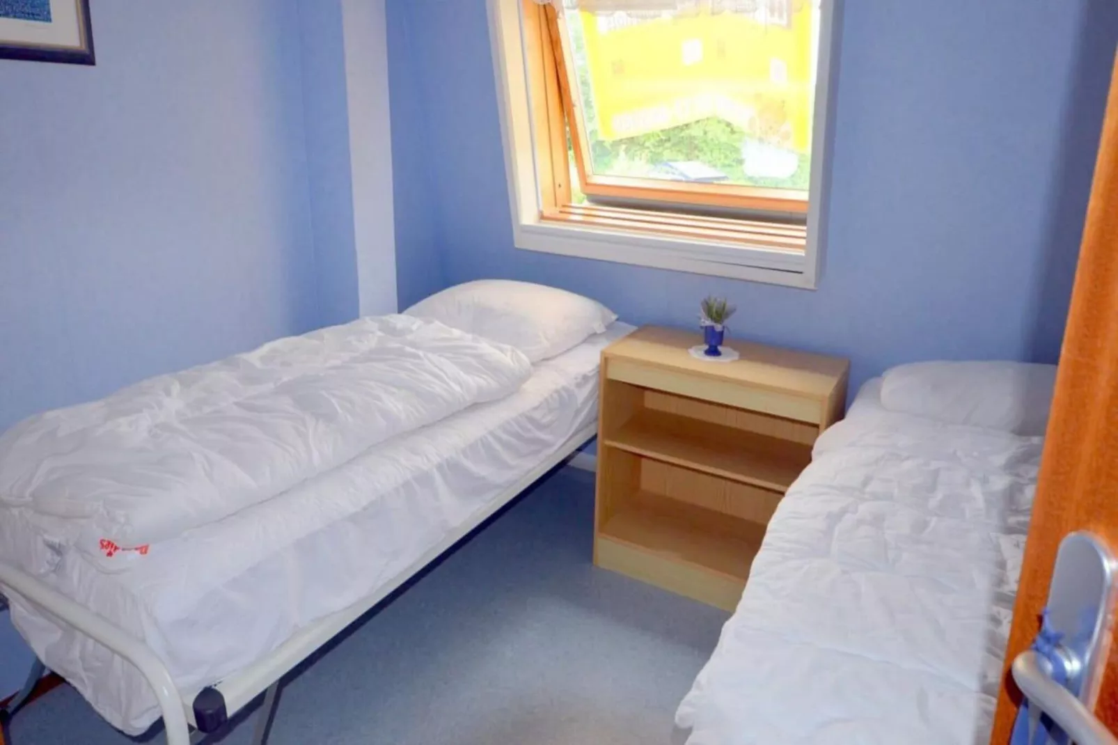 Schoneveld 35 Zeester Breskens-Bedroom