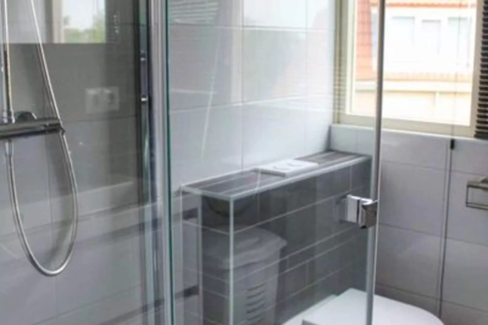 Scheldeveste 163 Zwin Breskens-Bathroom