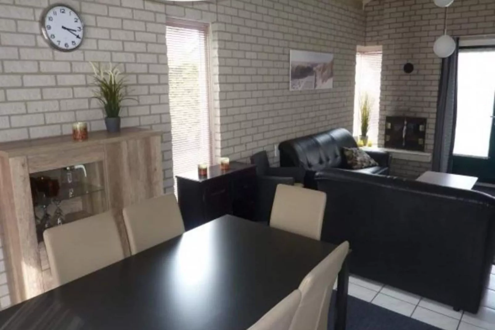 Schoneveld 367 Strandparel Breskens-Living room