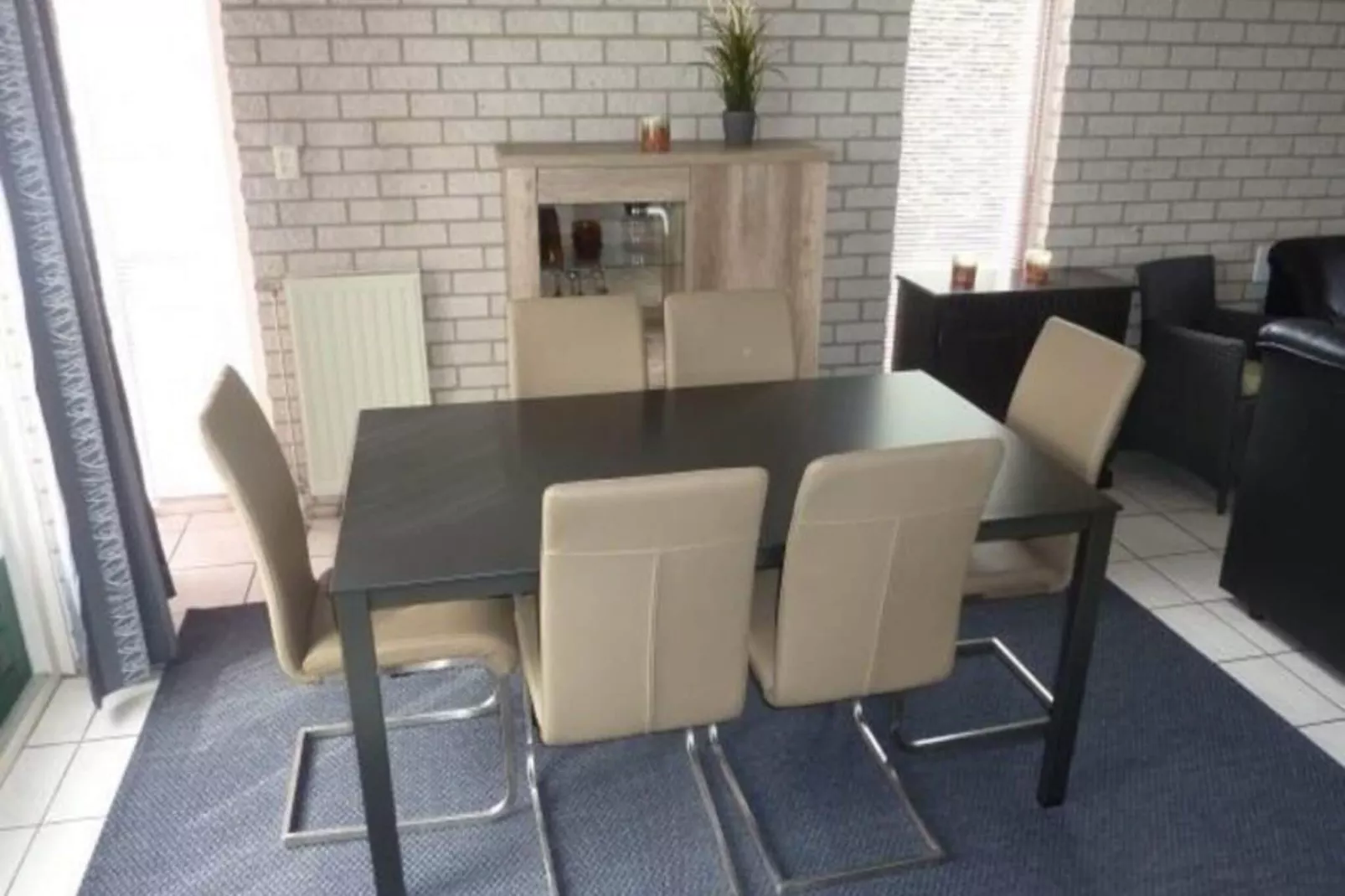 Schoneveld 367 Strandparel Breskens-Dining room